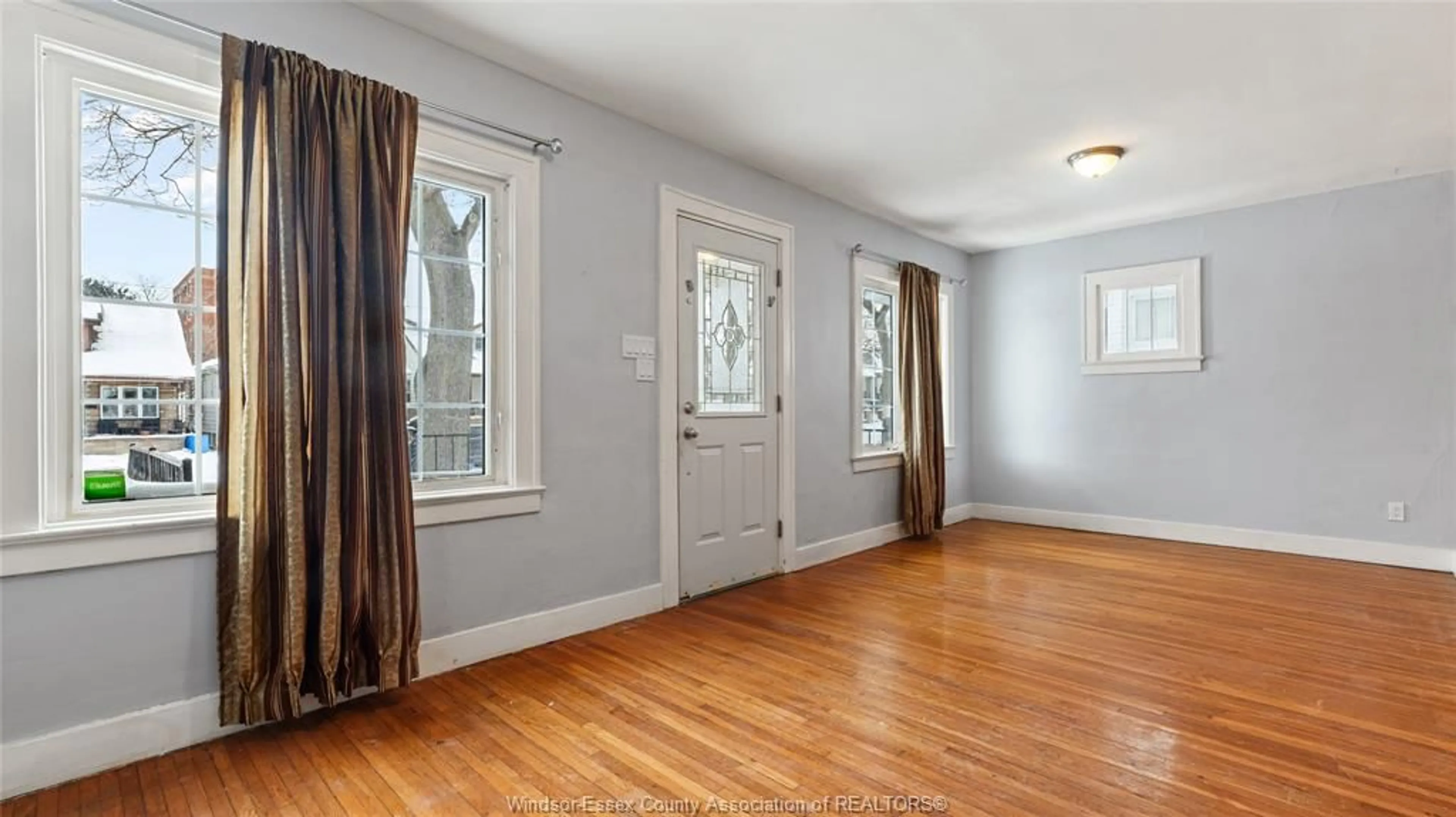 Unknown for 1089 WINDSOR Ave, Windsor Ontario N9A 1K3