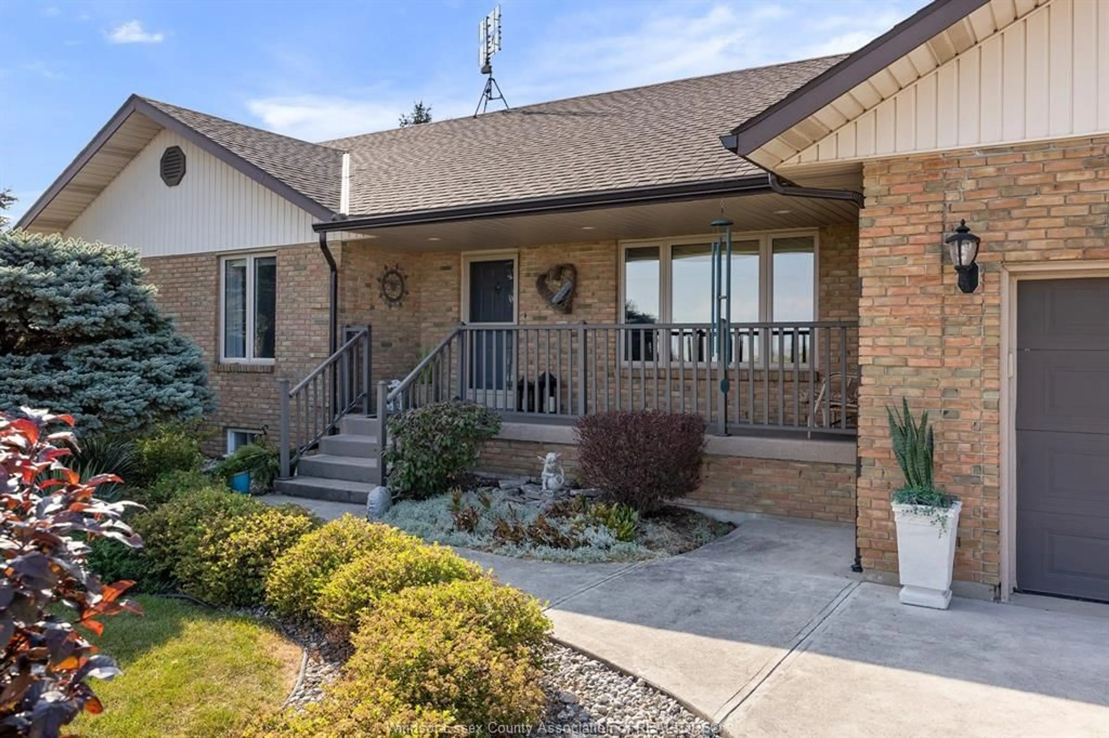 Home with brick exterior material, street for 685 EAST RUSCOM RIVER Rd, Lakeshore Ontario N0R 1S0