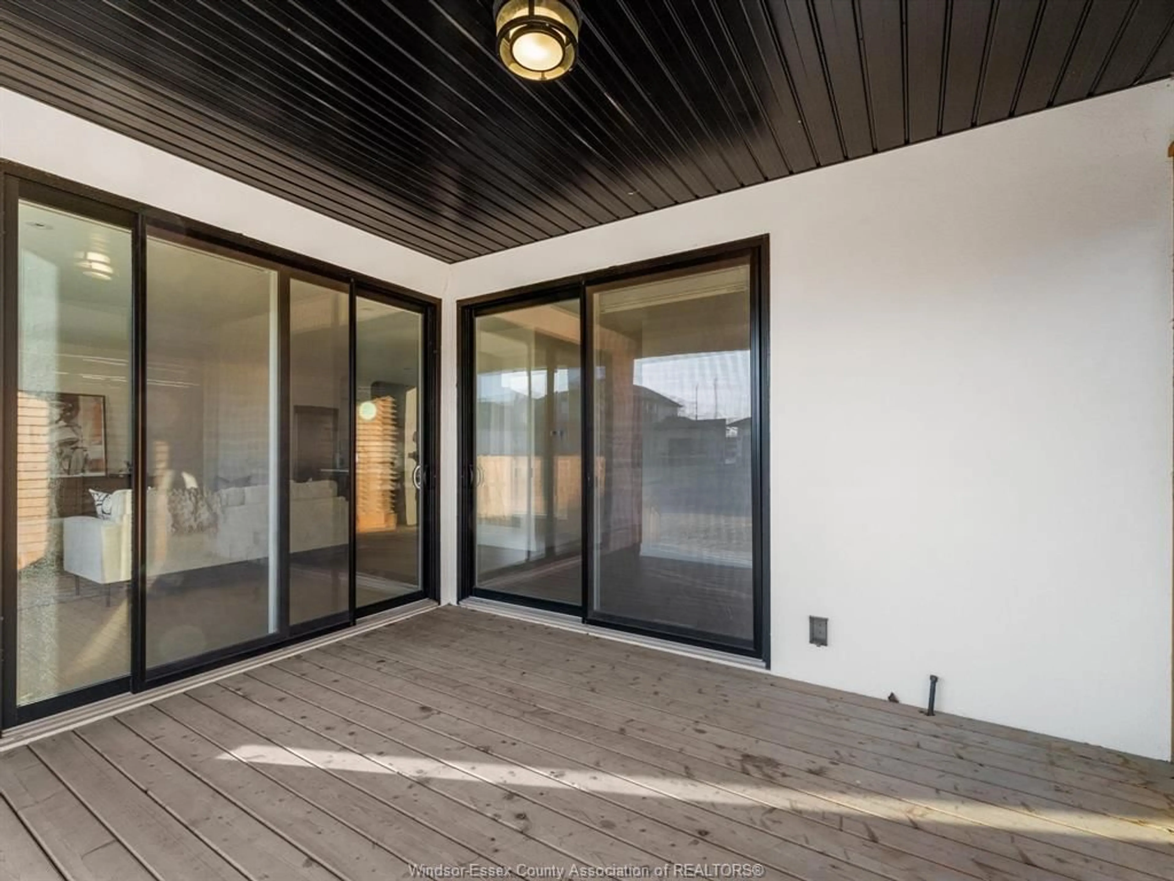 Unknown for 4561 VALERIO Cres, LaSalle Ontario N9H 1C8