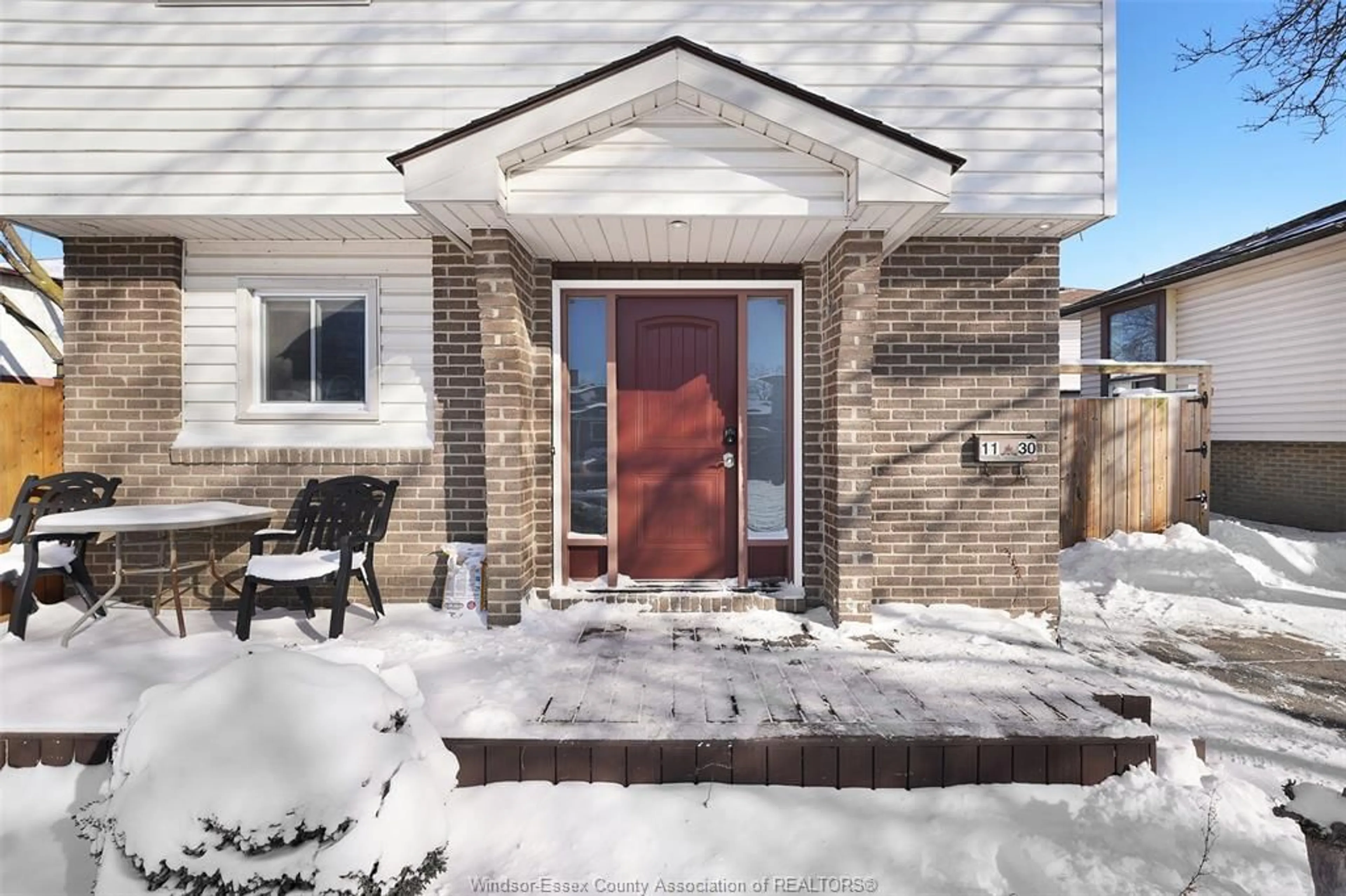 Home with brick exterior material, street for 1130 GATESIDE, Windsor Ontario N8S 4N8