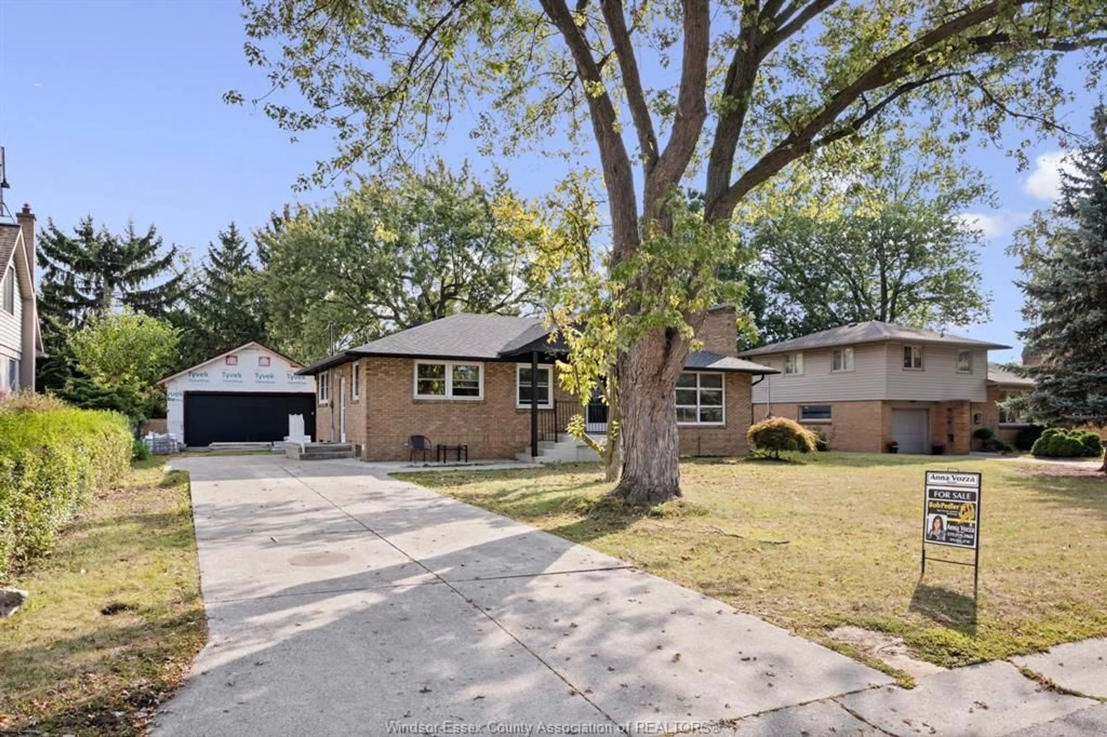 Unknown for 4360 MOUNT ROYAL, Windsor Ontario N9G 3C4