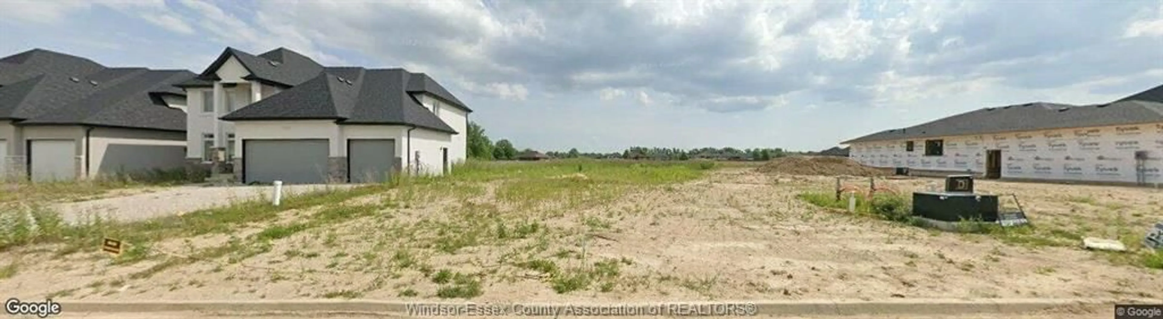 Blurry image for 223 Cowan, Amherstburg Ontario N9V 0G9