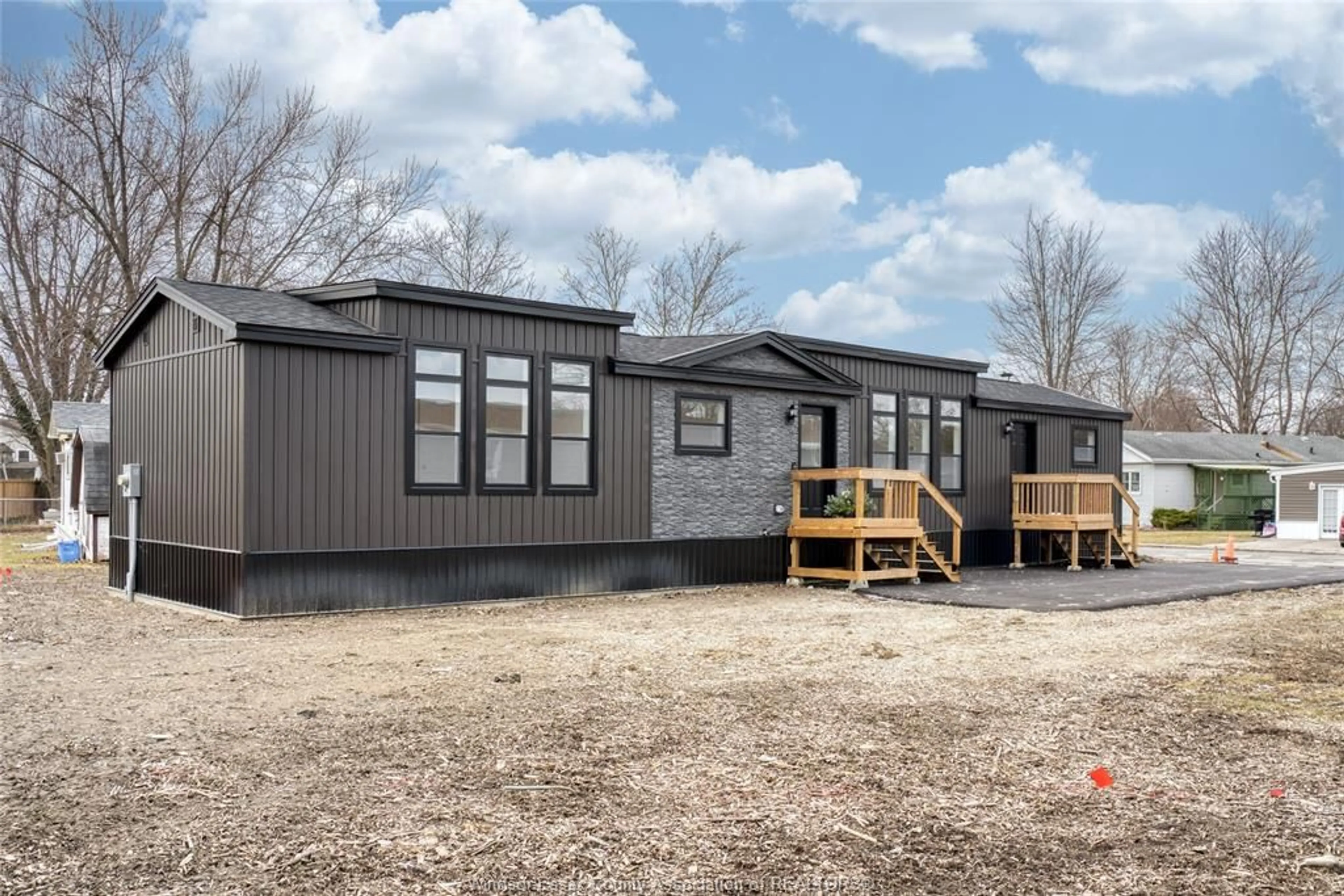 Home with vinyl exterior material, building for 14 DANA Dr, Essex Ontario N8M 1Y9