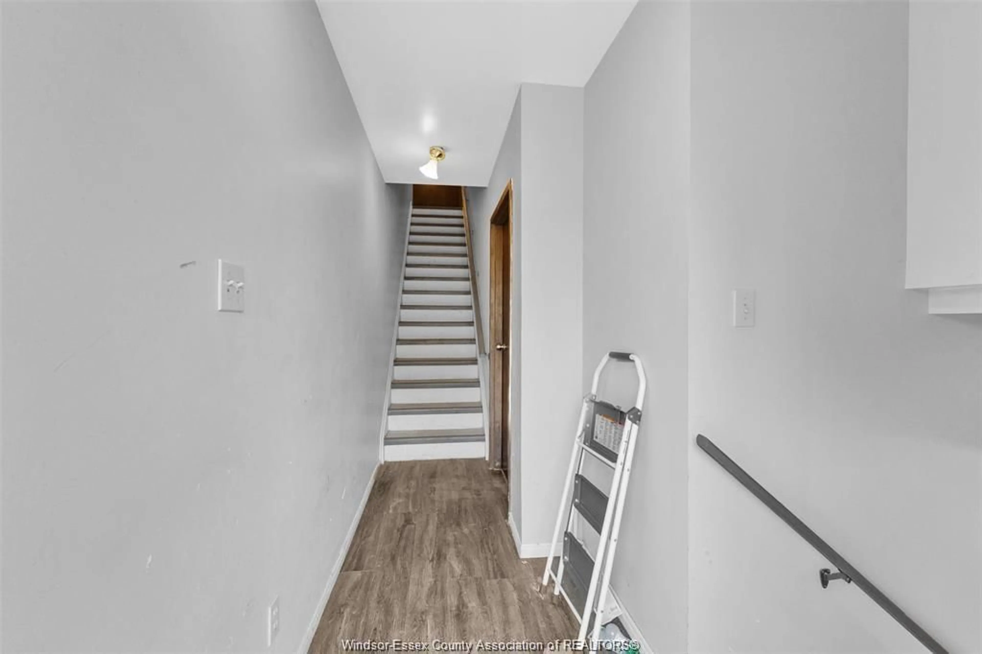 Stairs for 1062 FELIX, Windsor Ontario N9C 3L5