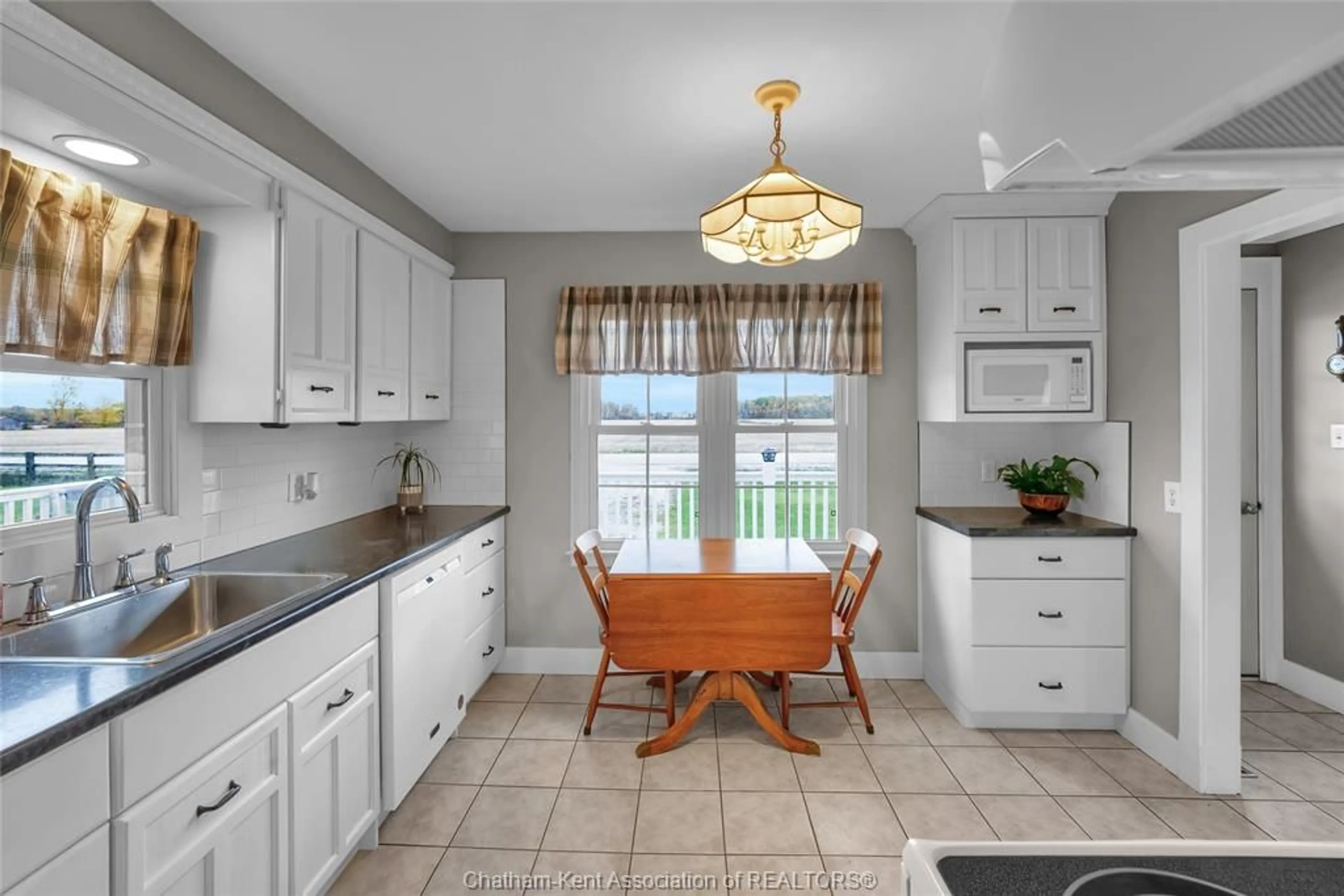Open concept kitchen, ceramic/tile floor for 637 Wilkesport Line, Sombra Ontario N0P 2H0