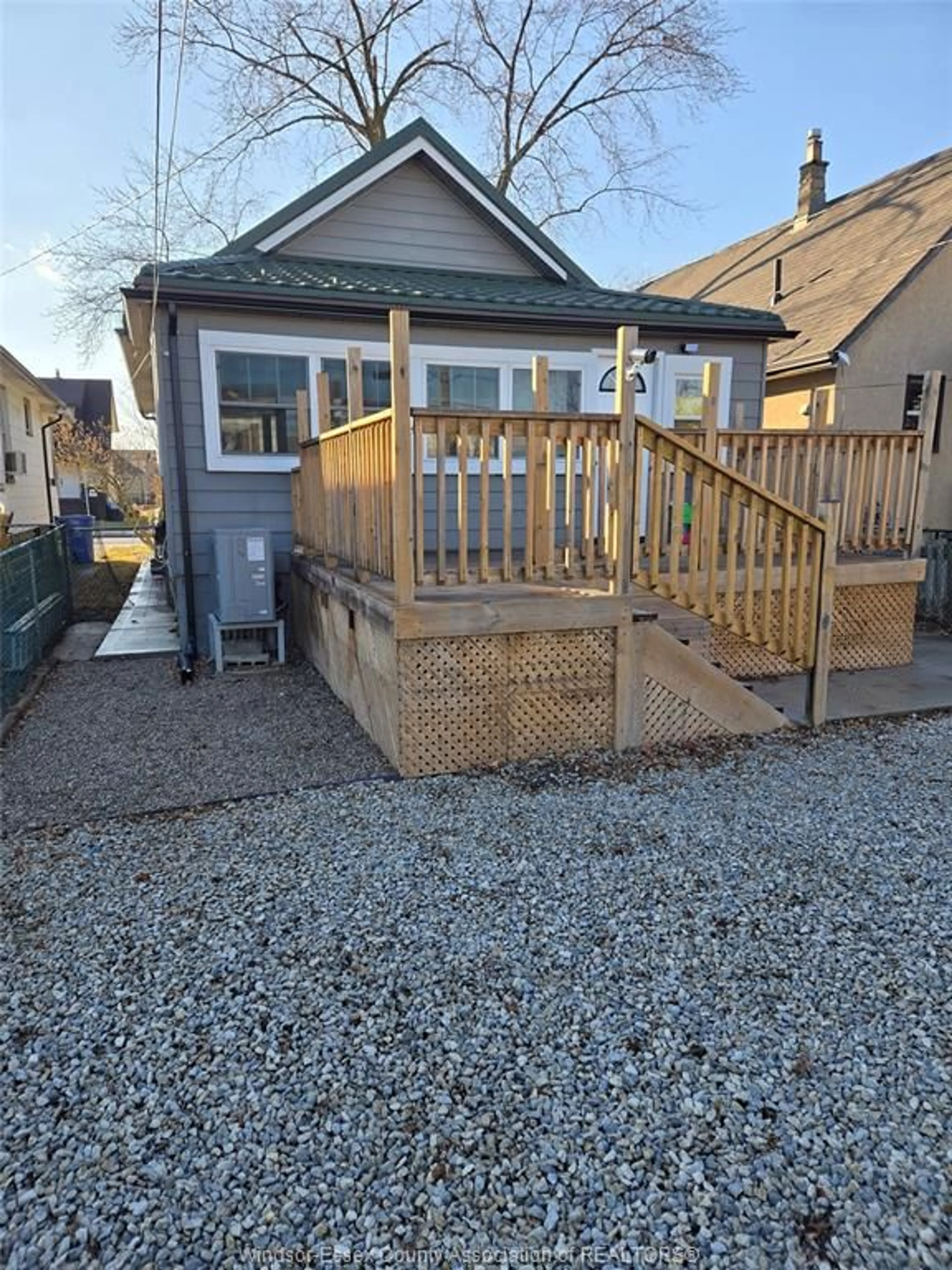 Patio, street for 1046 ELSMERE, Windsor Ontario N9A 2B2