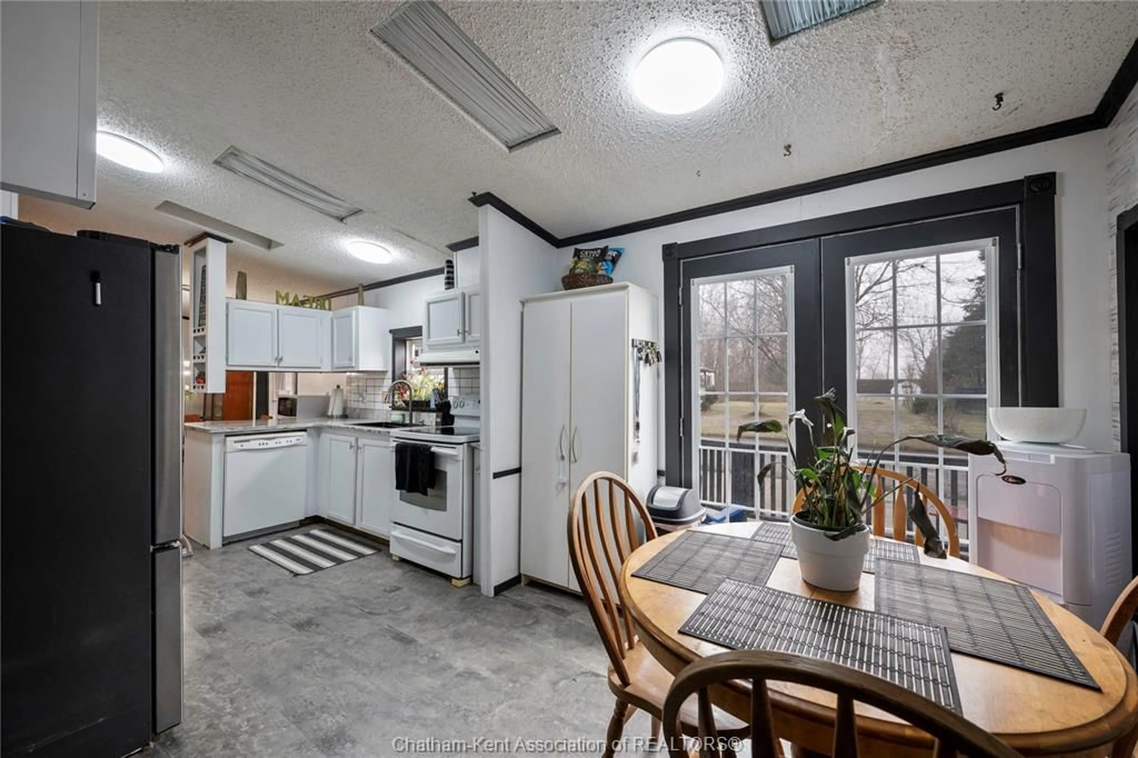 Open concept kitchen, unknown for 29338 JANE Rd #72, Thamesville Ontario N0P 2K0