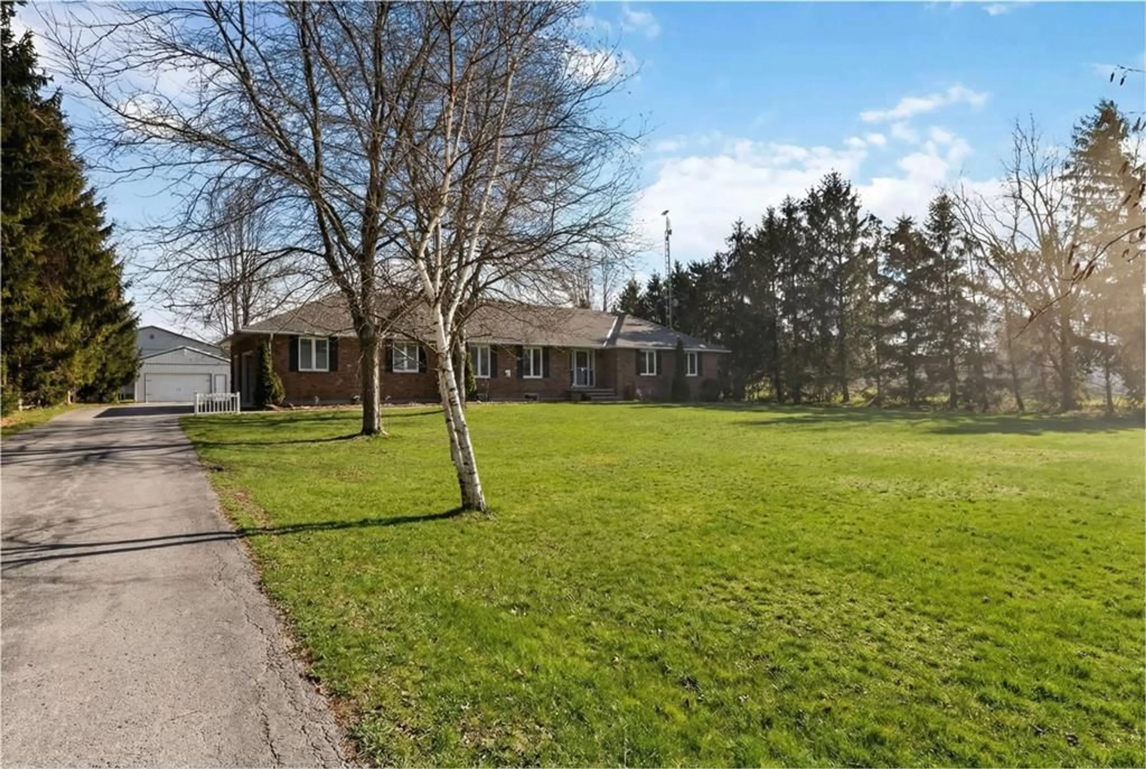 A pic from outside/outdoor area/front of a property/back of a property/a pic from drone, street for 5386 MANDAUMIN Rd, Plympton-Wyoming Ontario N7T 7H3