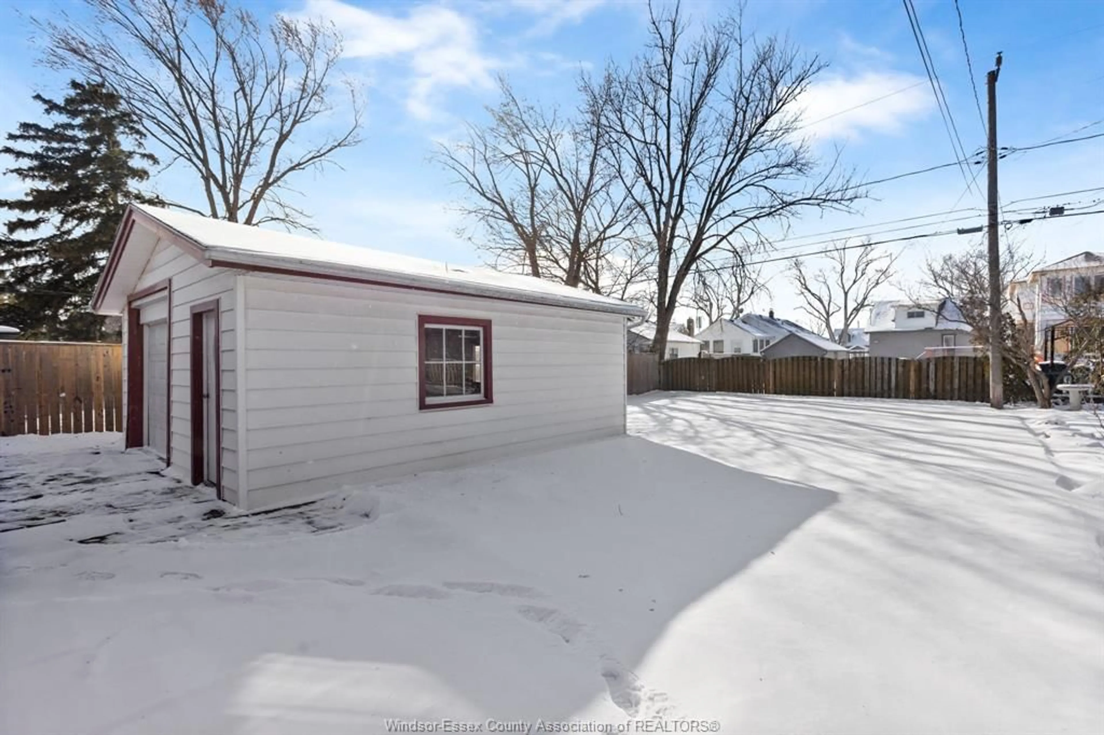 Unknown for 927 ST MARY'S Blvd, Windsor Ontario N8S 2V1