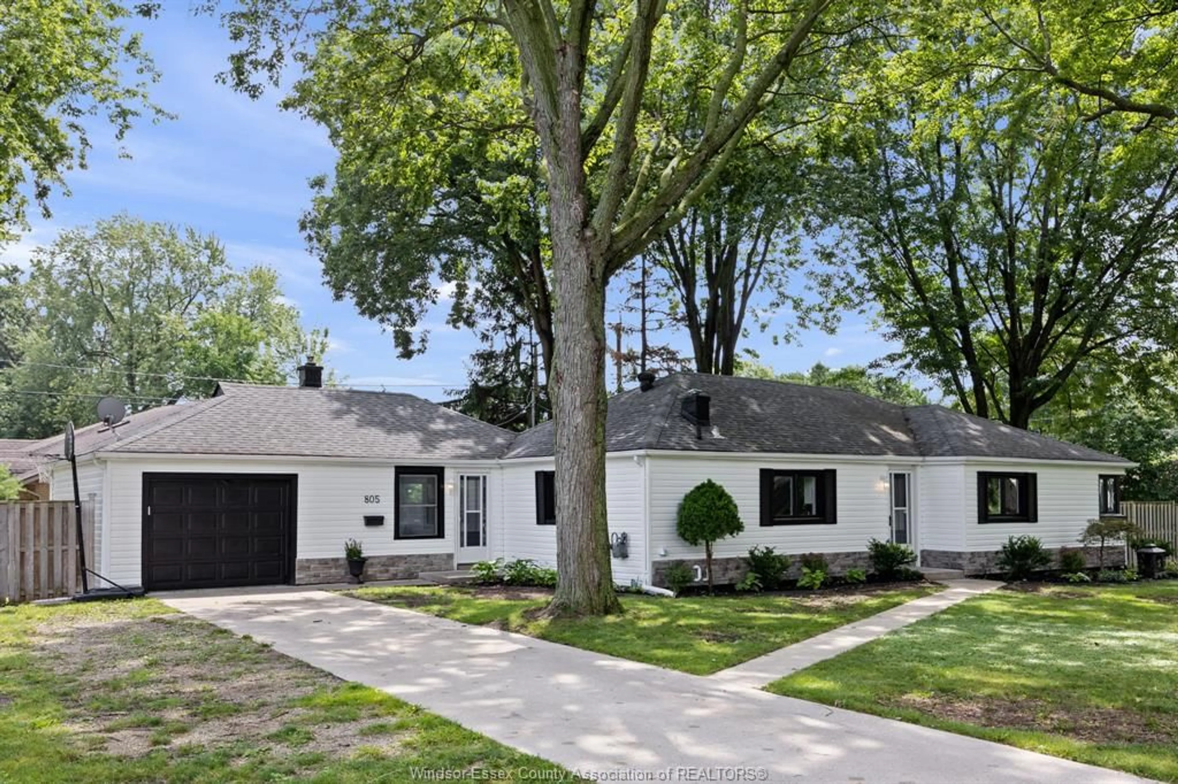 Home with brick exterior material, street for 805 ROSELAWN, Windsor Ontario N9E 2B3