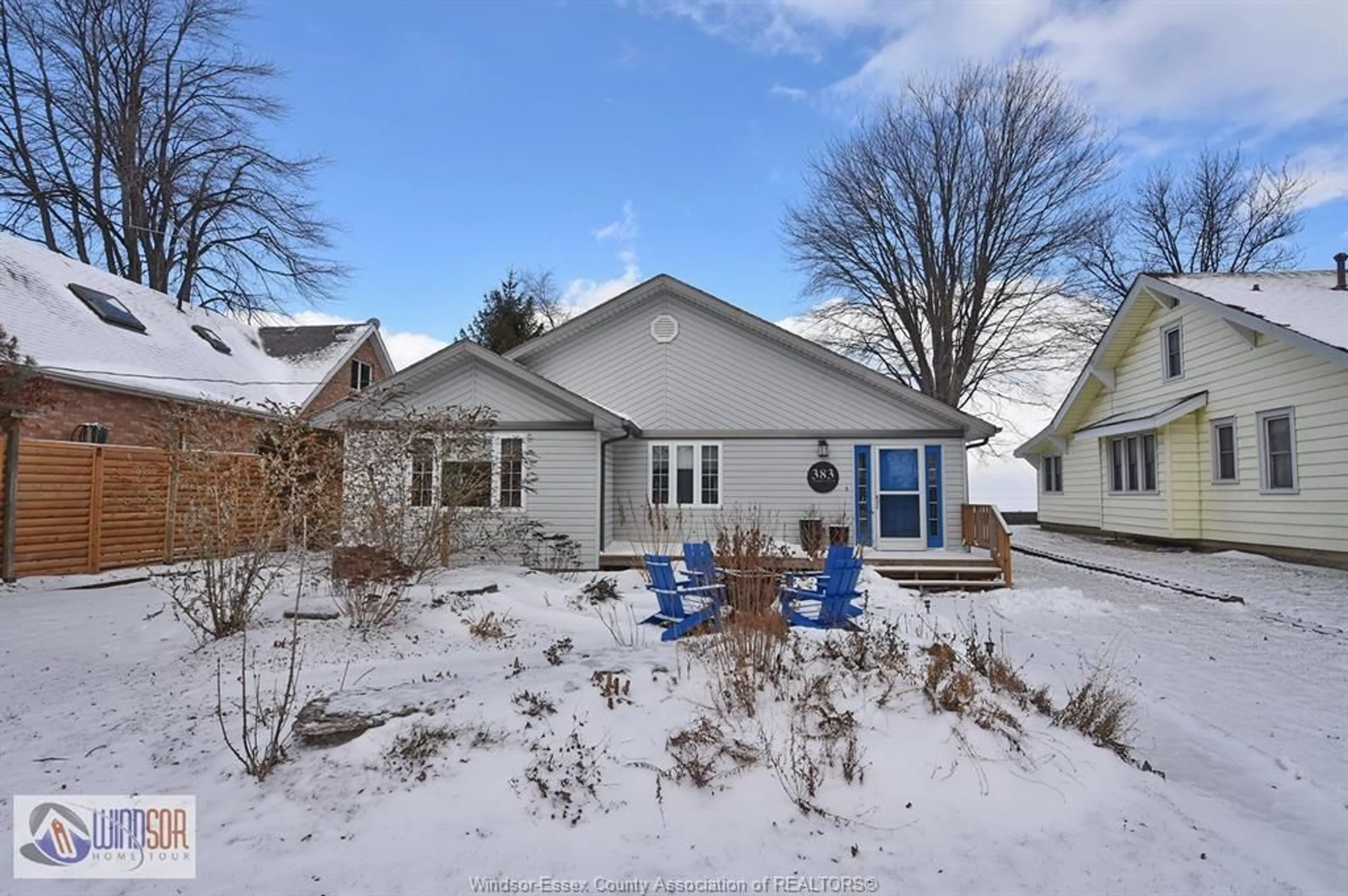 A pic from outside/outdoor area/front of a property/back of a property/a pic from drone, street for 383 CHARRON BEACH, Lakeshore Ontario N0R 1A0