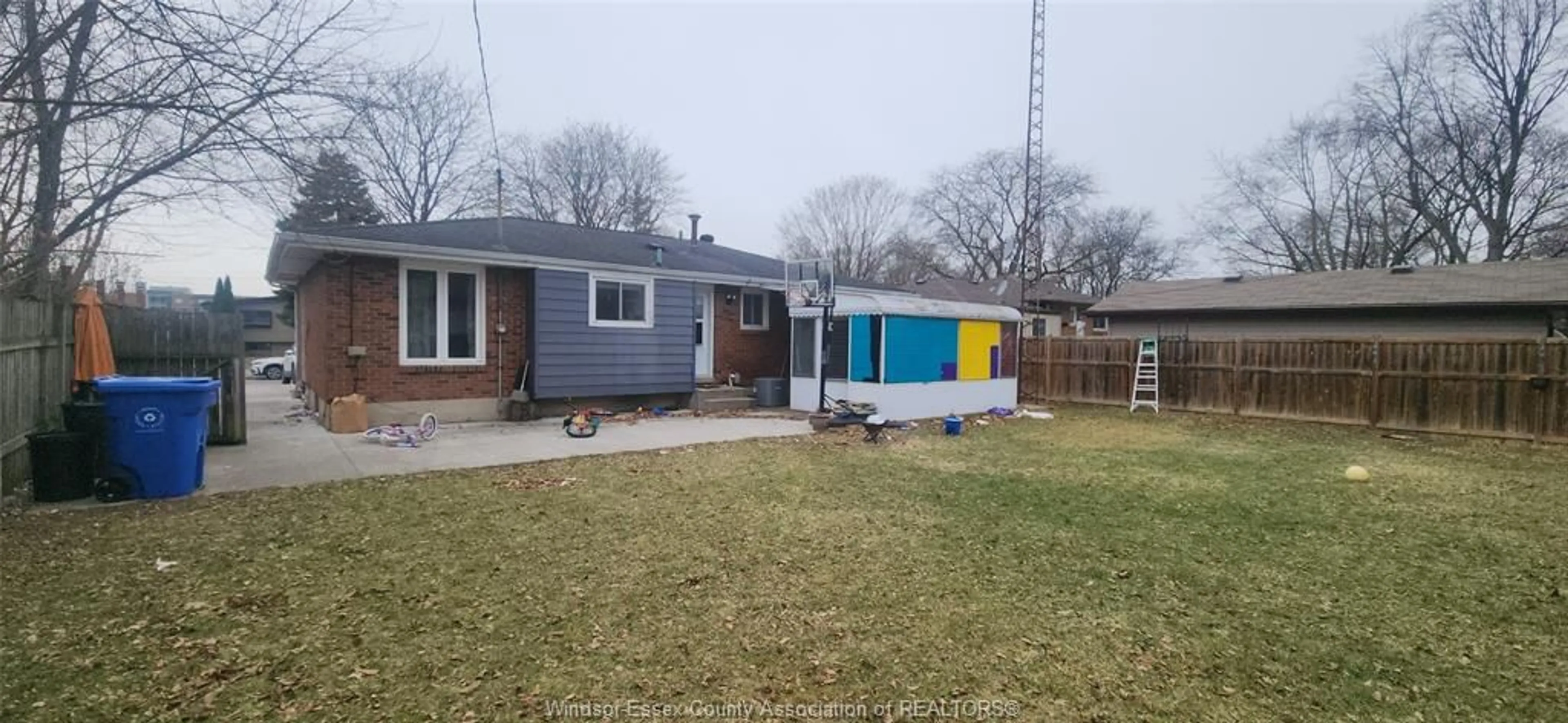 Unknown for 3970 LENNON Crt, Windsor Ontario N9G 2E5