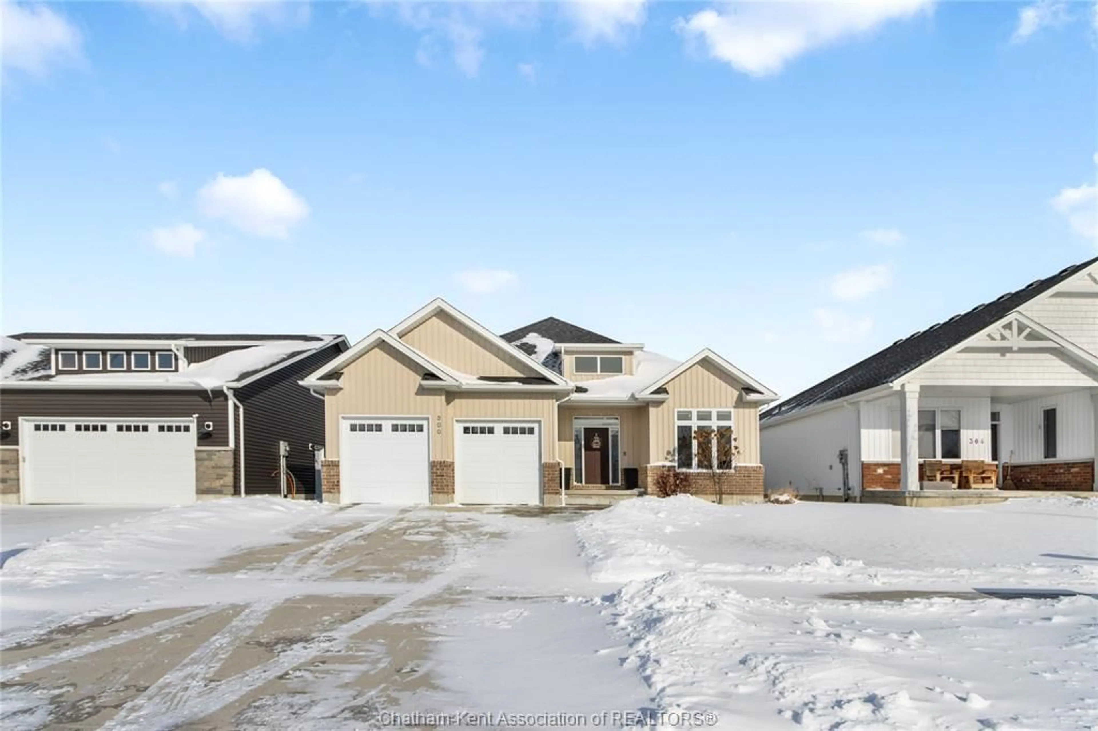 Unknown for 300 DAVIES St, Dresden Ontario N0P 1M0