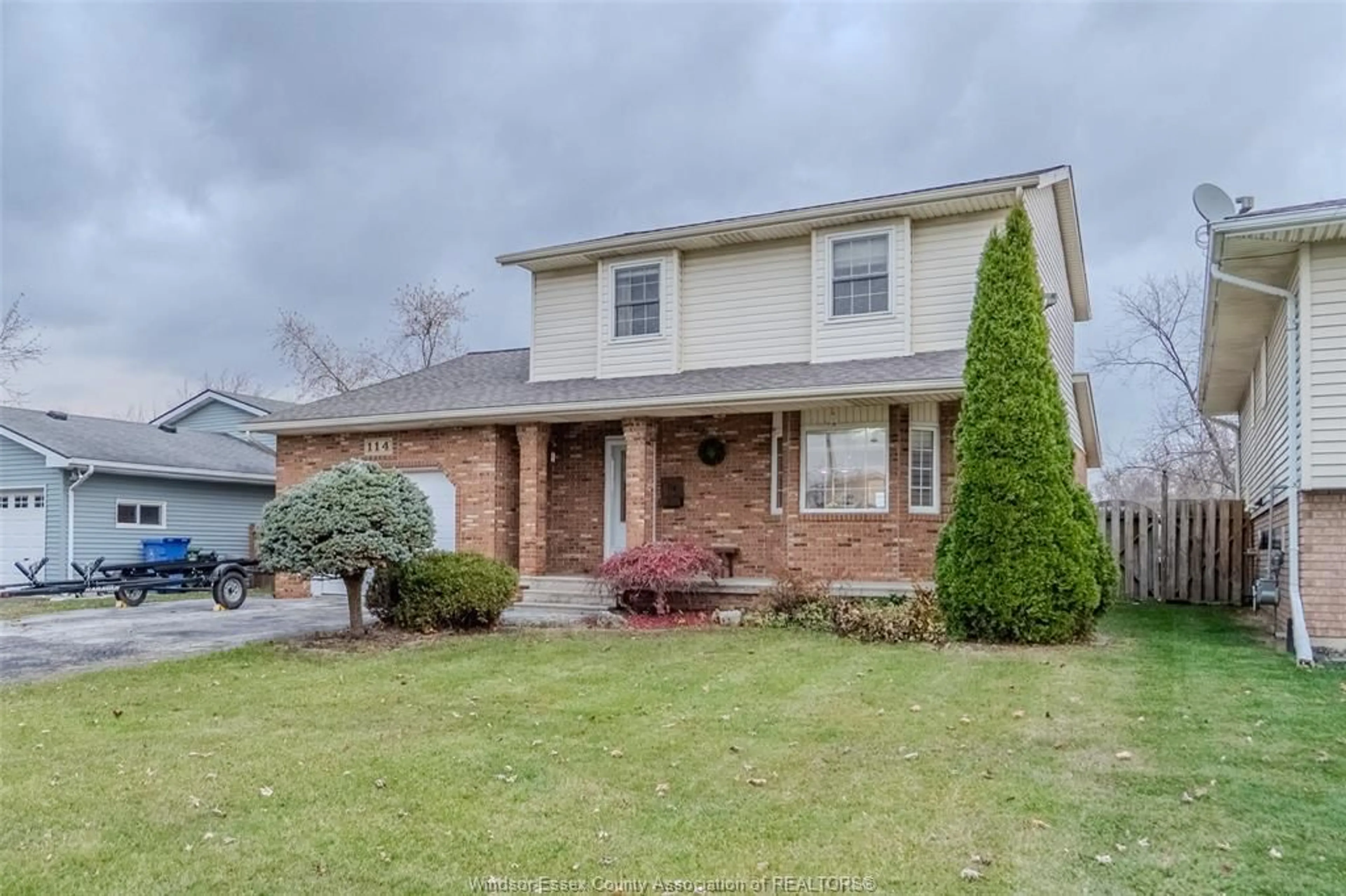 Home with brick exterior material, street for 114 Kingsway, Essex Ontario N8M 3C2