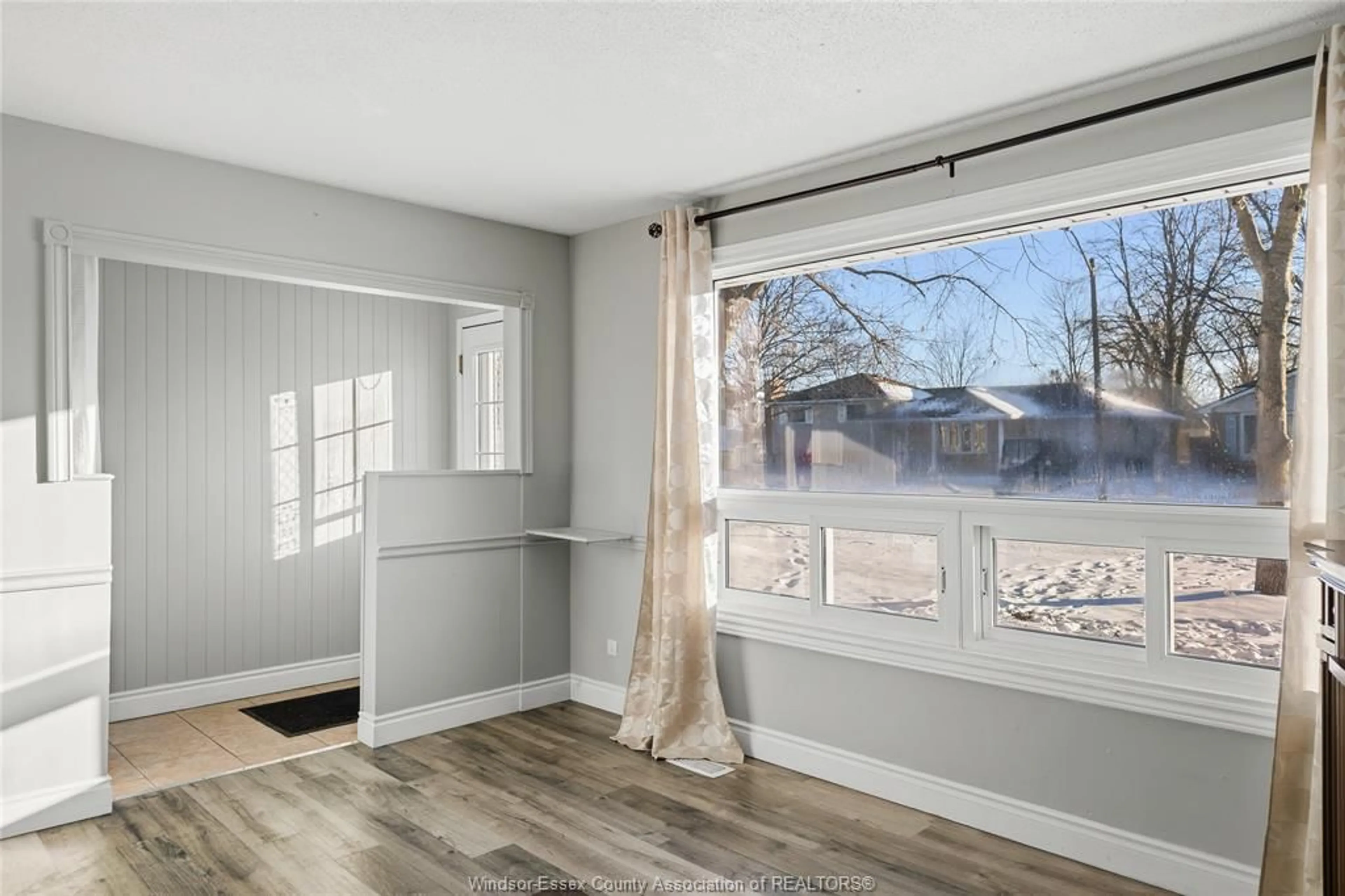 Unknown for 279 Pacific Ave, Amherstburg Ontario N9V 3E7