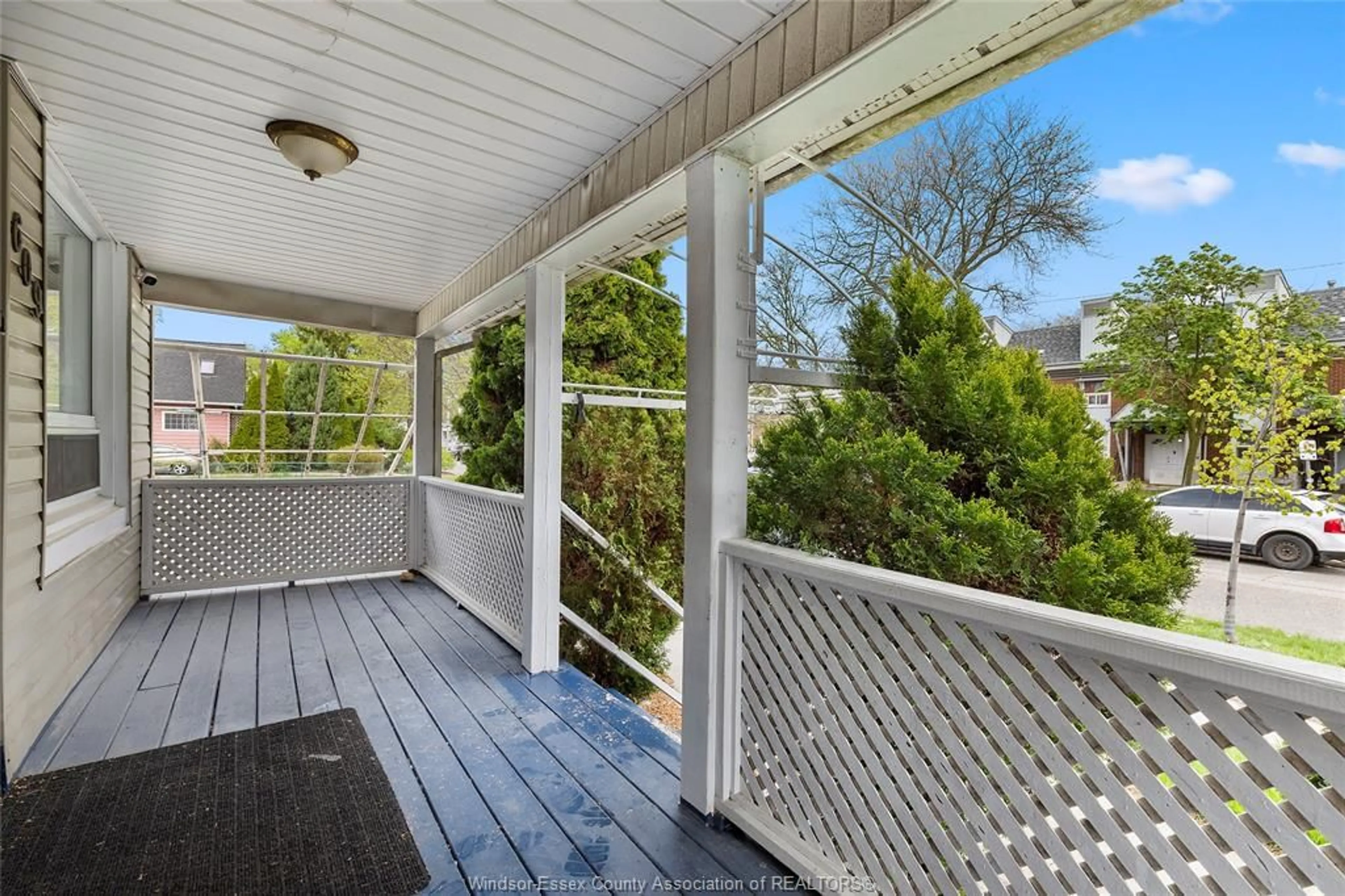 Patio, unknown for 609 St. Joseph, Windsor Ontario N9C 3H3