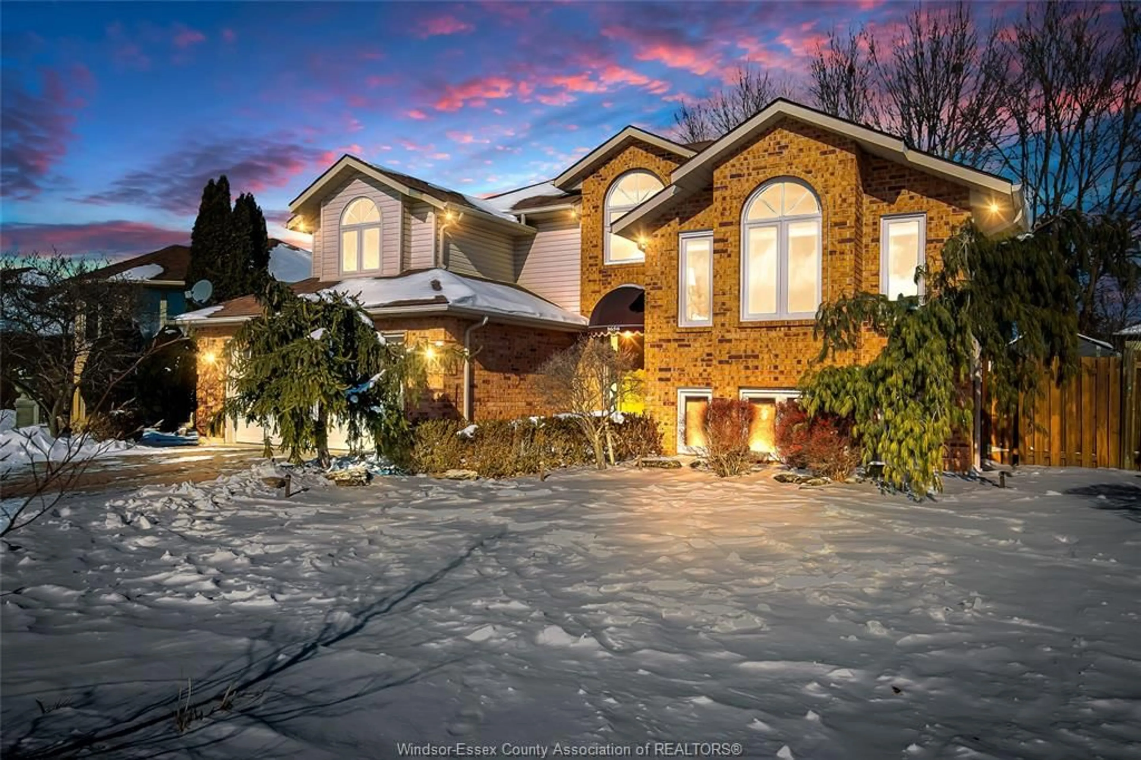 Unknown for 1656 LYONS Ave, LaSalle Ontario N9J 3K4