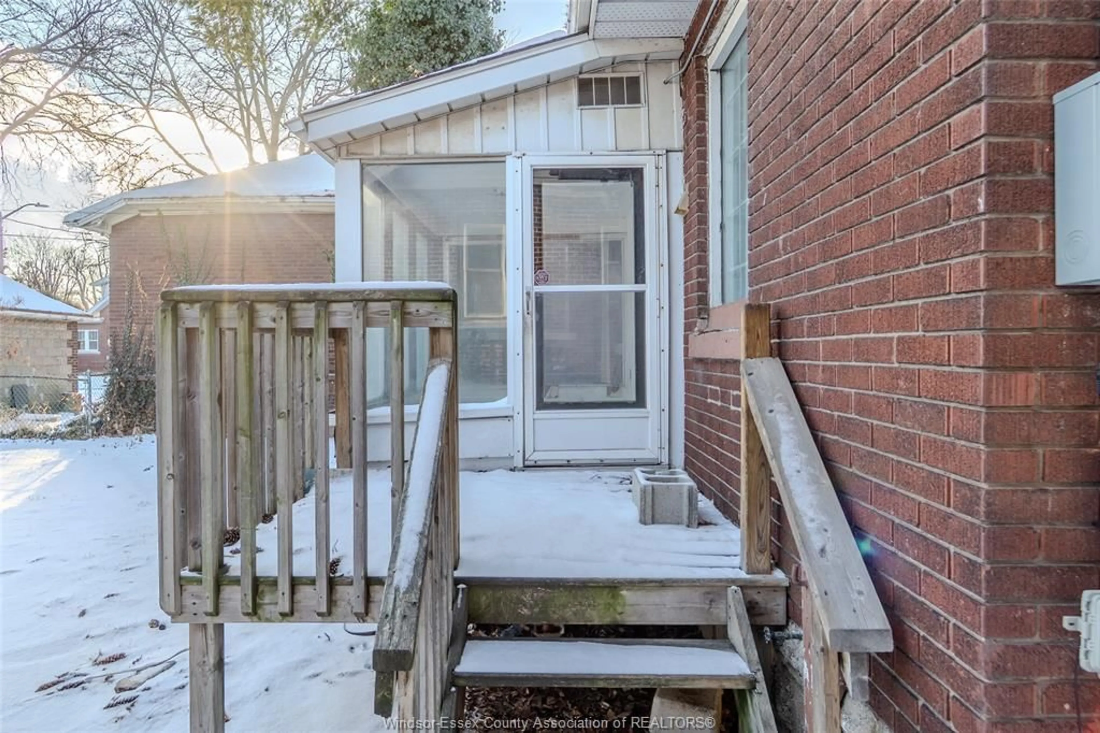 Patio, street for 2973 Peter, Windsor Ontario N9C 1G9