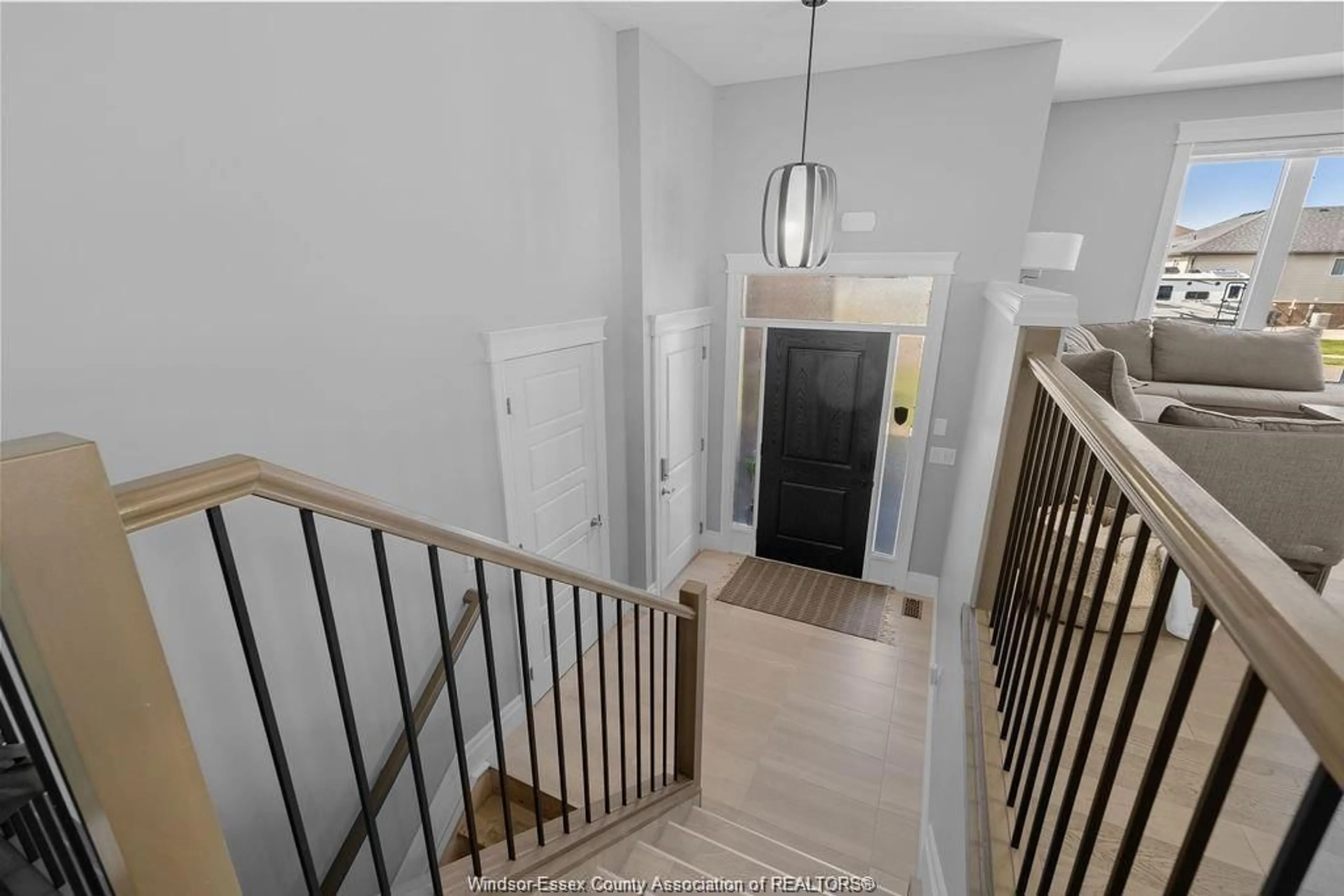 Unknown for 1334 Deer Run Trail, Lakeshore Ontario N0R 1A0