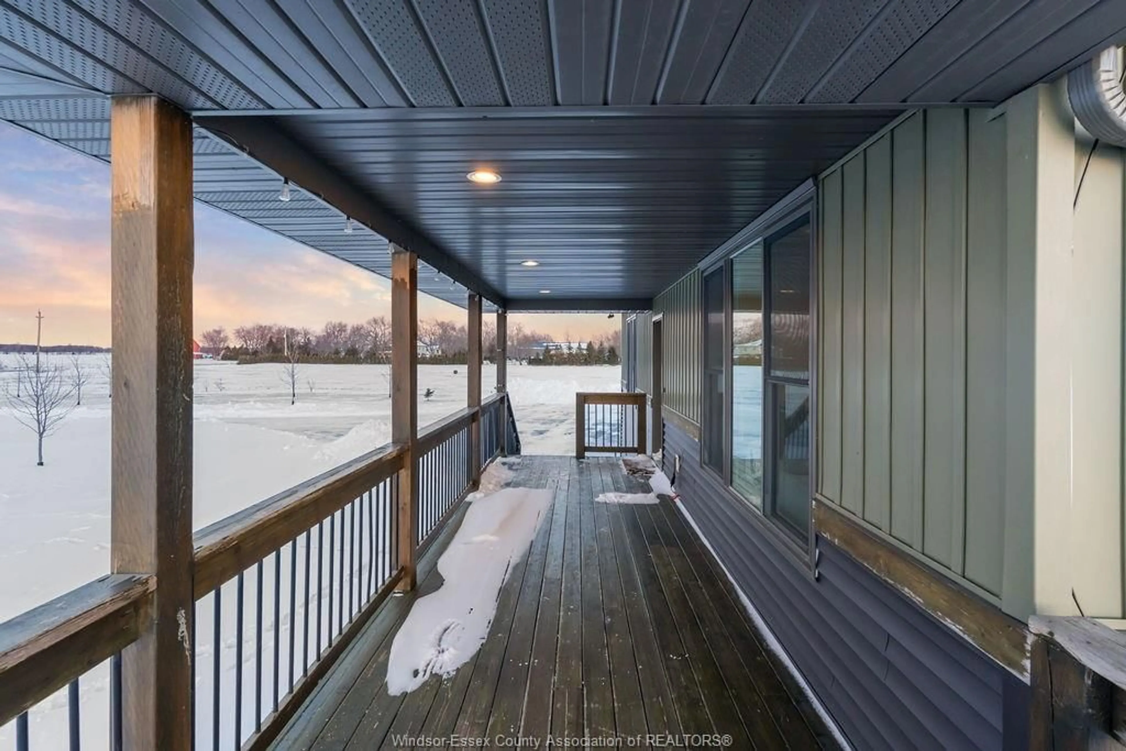 Patio, water/lake/river/ocean view for 8675 CONCESSION RD 8, Essex Ontario N0R 1B0