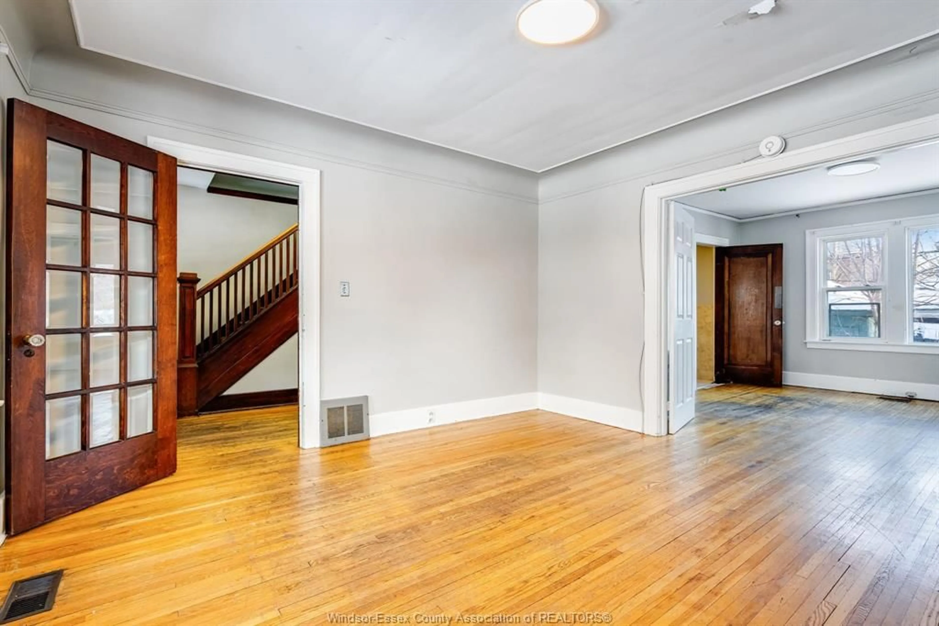 Unknown for 366 Rankin, Windsor Ontario N9B 2R7