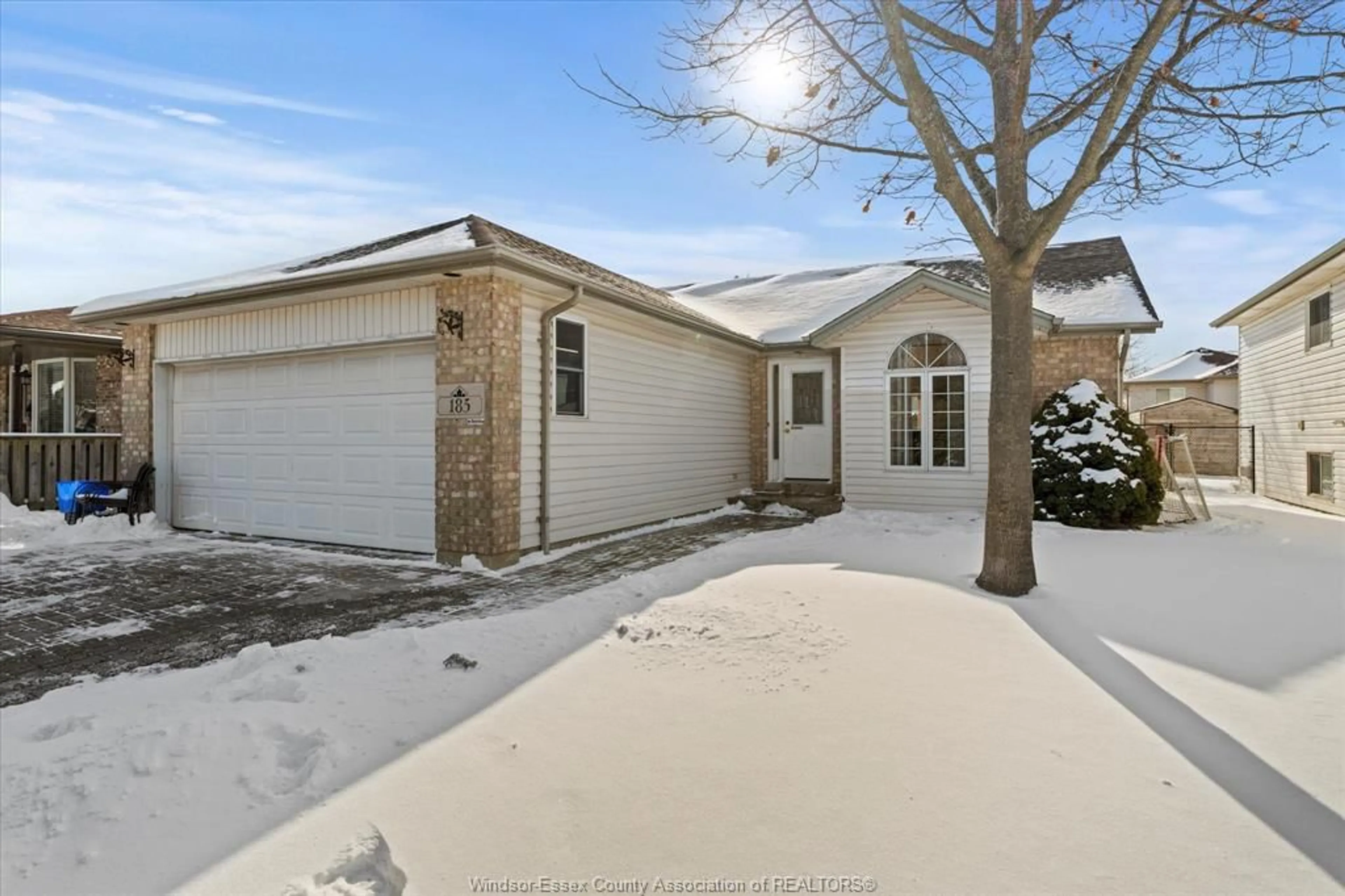 A pic from outside/outdoor area/front of a property/back of a property/a pic from drone, street for 185 MEDITERRANEAN Ave, Amherstburg Ontario N9W 3X9