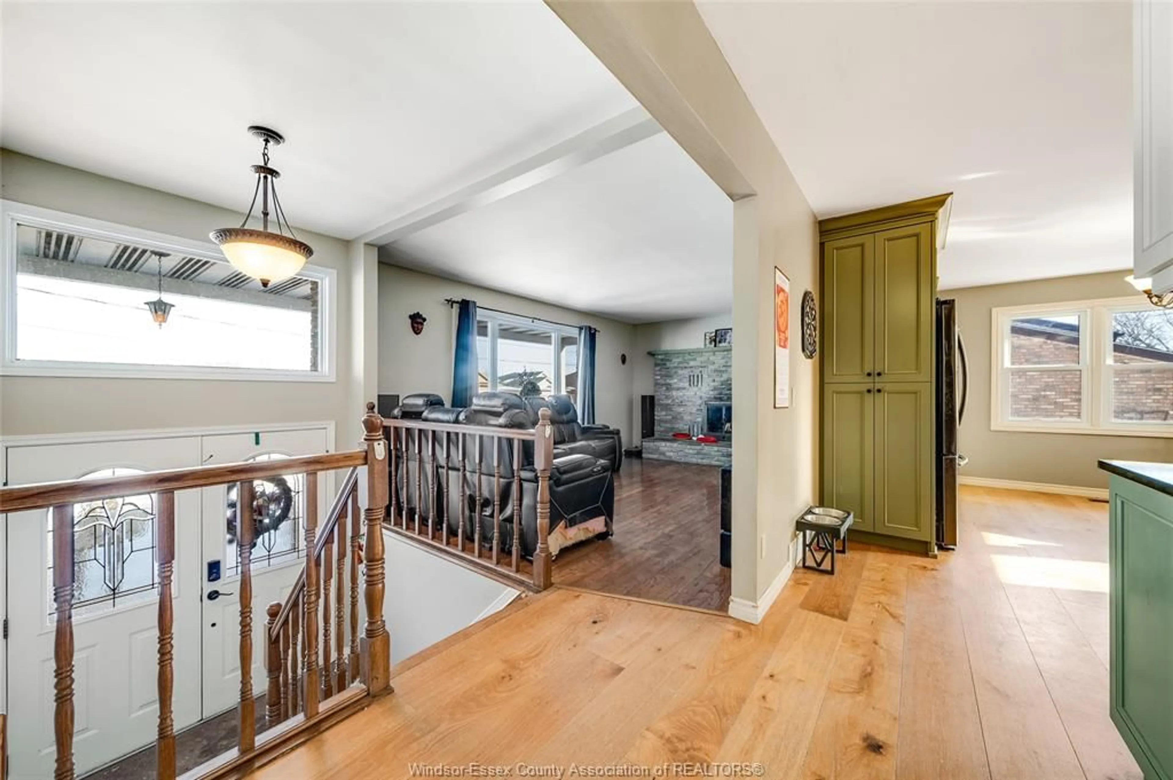 Unknown for 9 MCKEE, Wallaceburg Ontario N8A 4P9