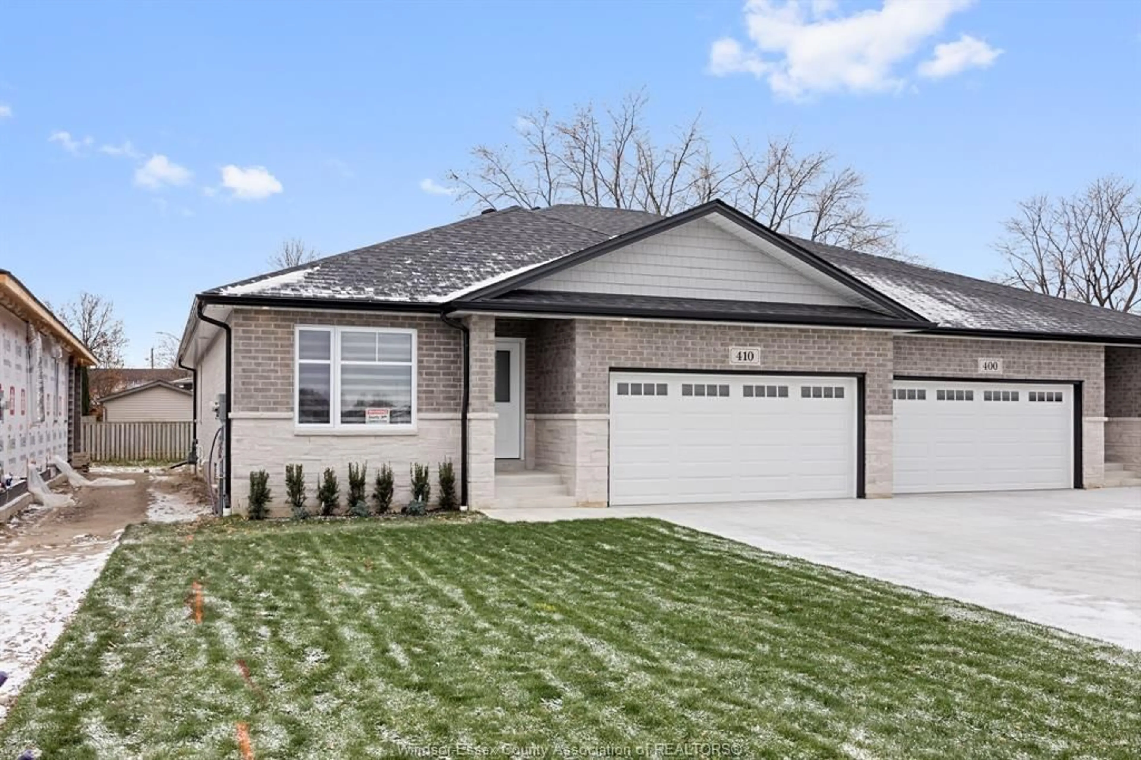 Home with brick exterior material, street for 410 JOLLY, LaSalle Ontario N9J 0E7