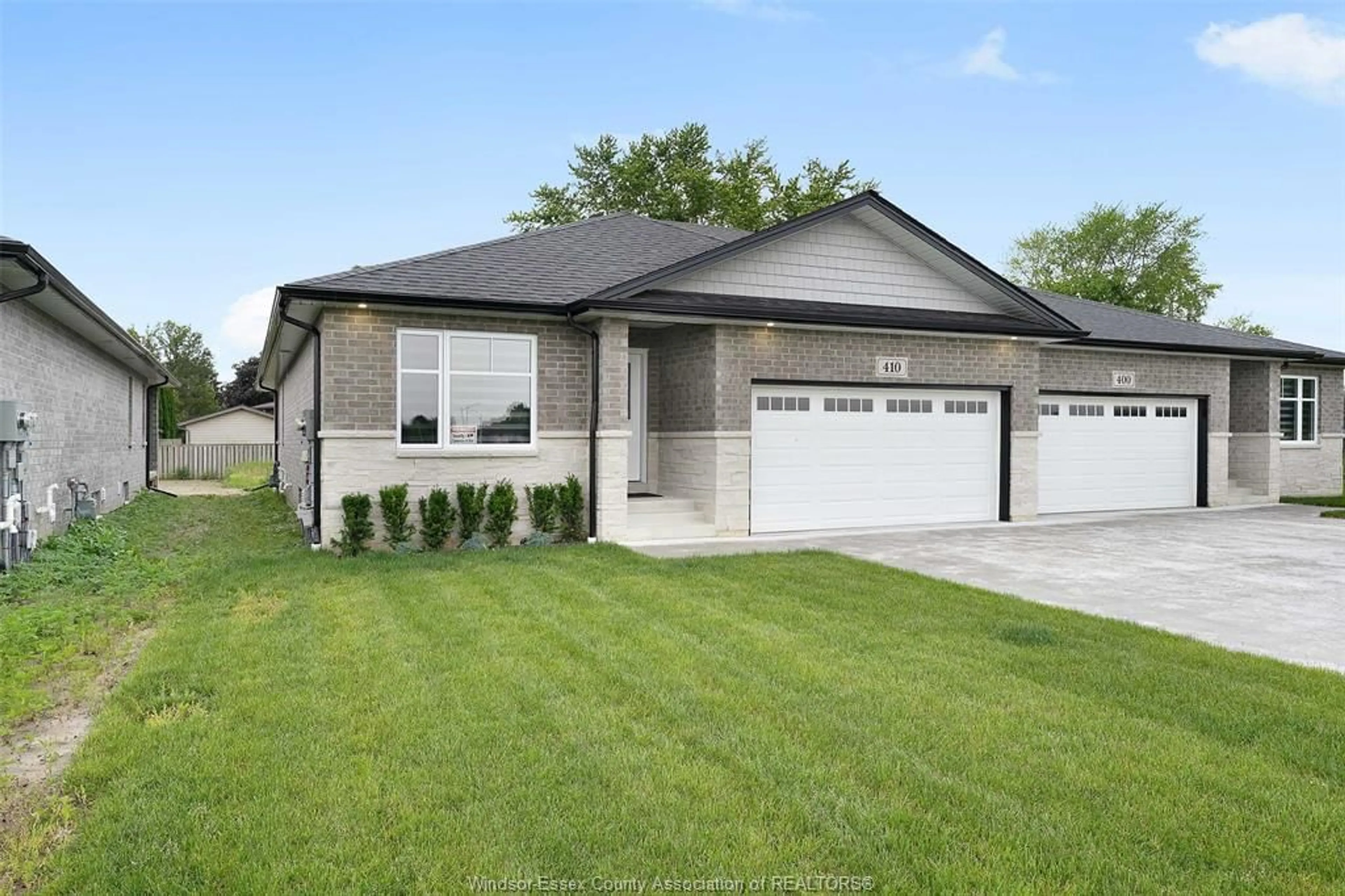 Home with brick exterior material, street for 440 JOLLY, LaSalle Ontario N9J 0E7