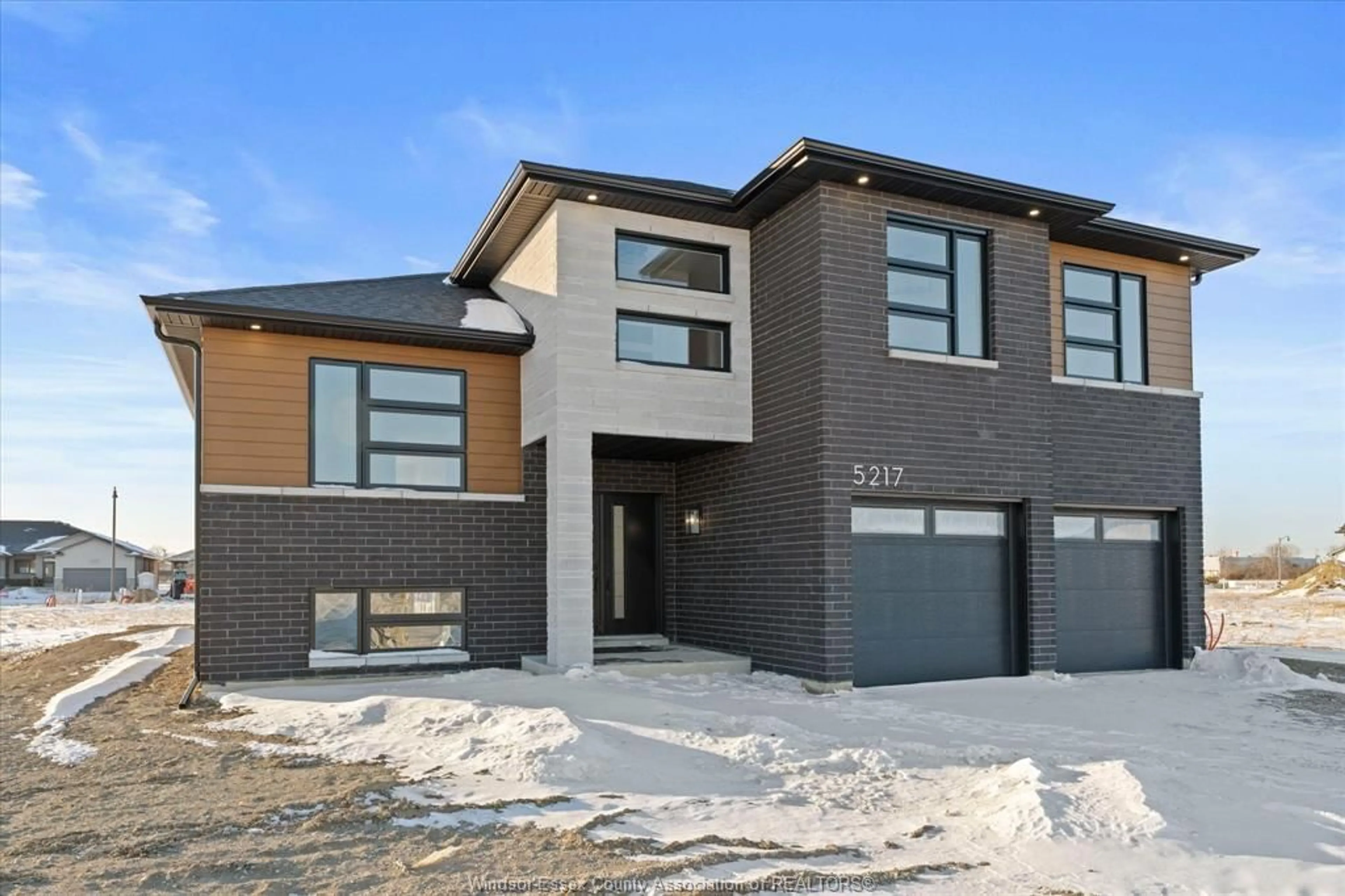 Home with brick exterior material, street for 5217 Rafael, Tecumseh Ontario N0R 1K0