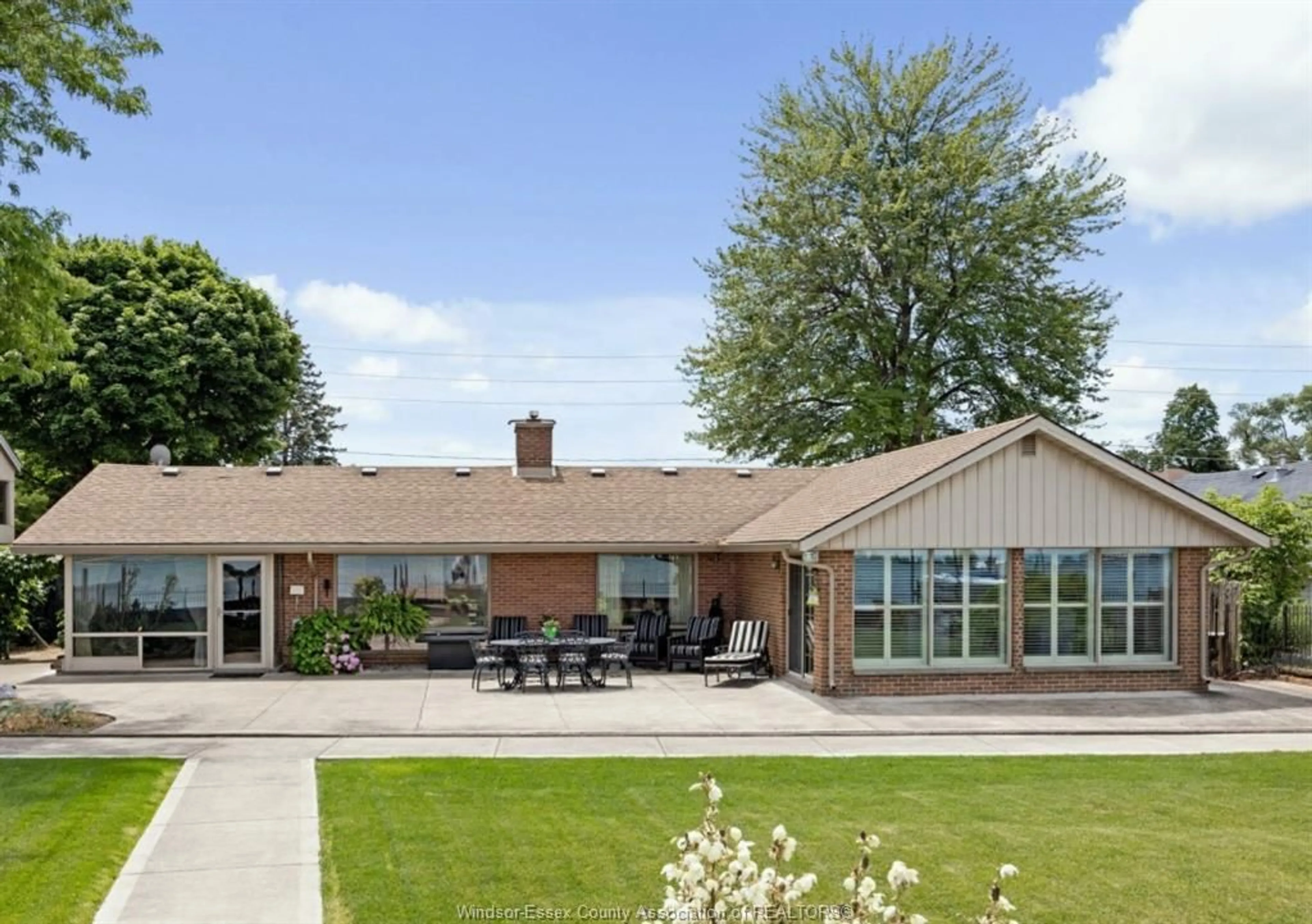 Patio, building for 8280 Riverside Dr, Windsor Ontario N8S 1E6