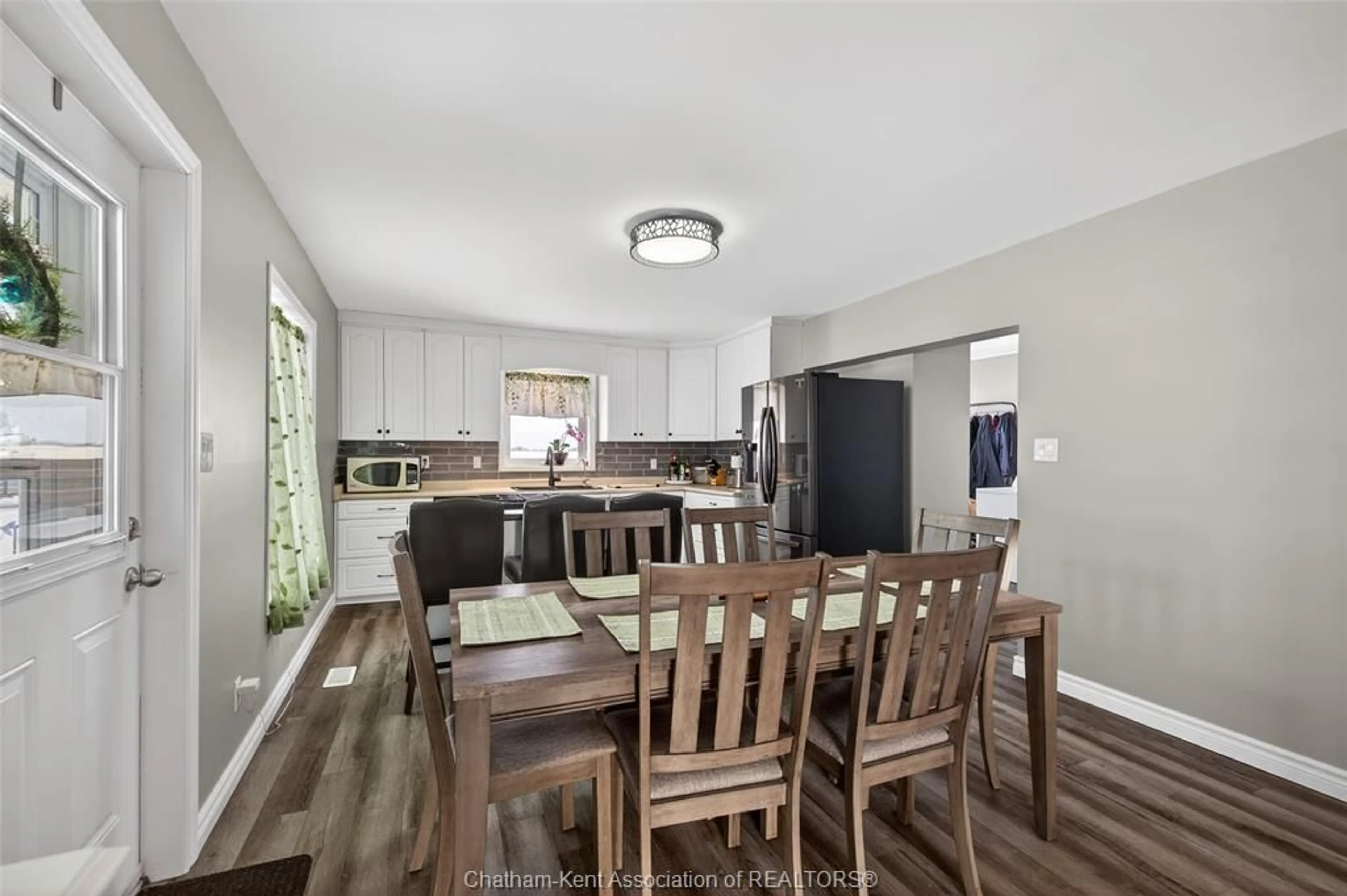 Open concept kitchen, unknown for 20385 Port Rd, Merlin Ontario N0P 1W0