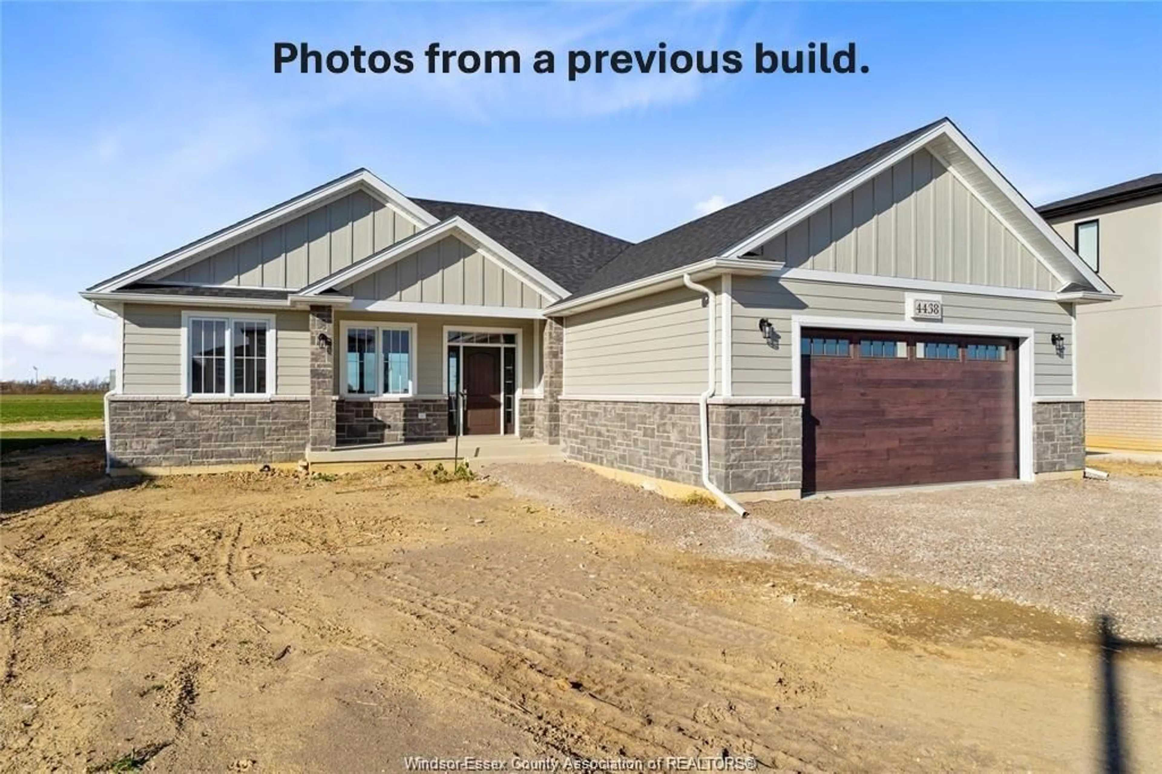 Unknown for 3455 OKE, LaSalle Ontario N9J 2M6