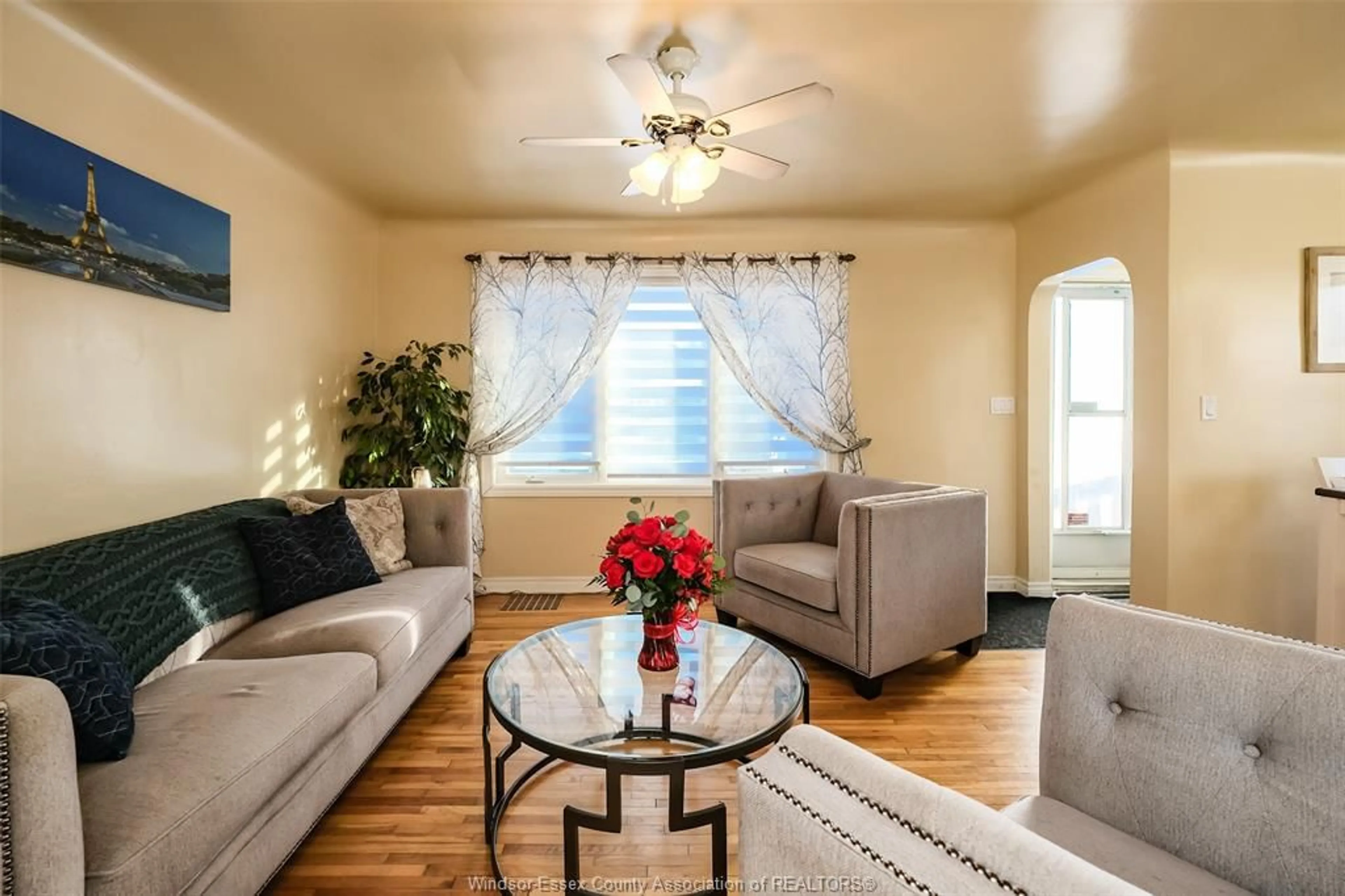 Living room with furniture, unknown for 3465 LONGFELLOW, Windsor Ontario N9E 2L8