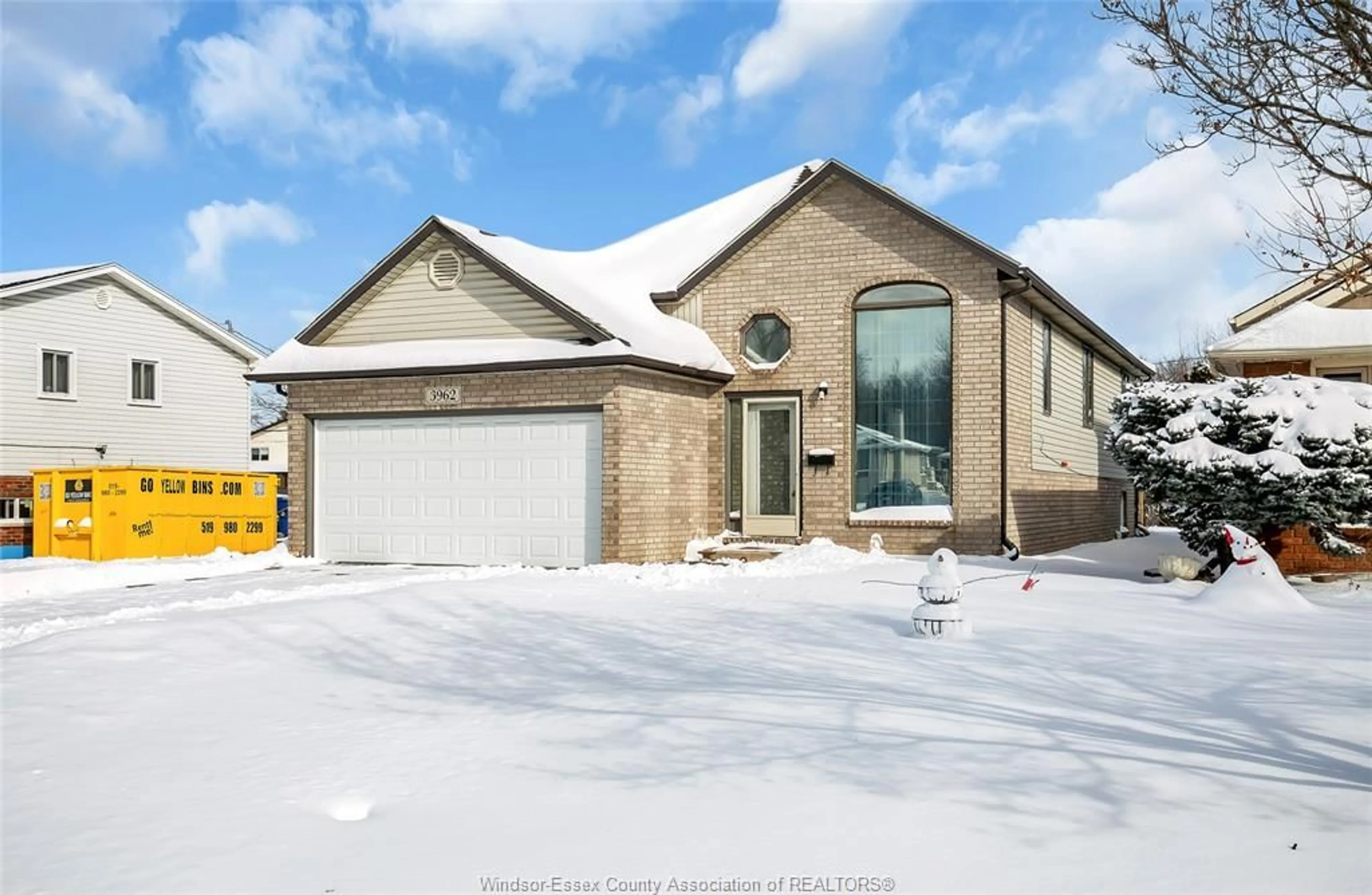 Home with brick exterior material, street for 3962 WOODWARD Blvd, Windsor Ontario N8W 2Z4