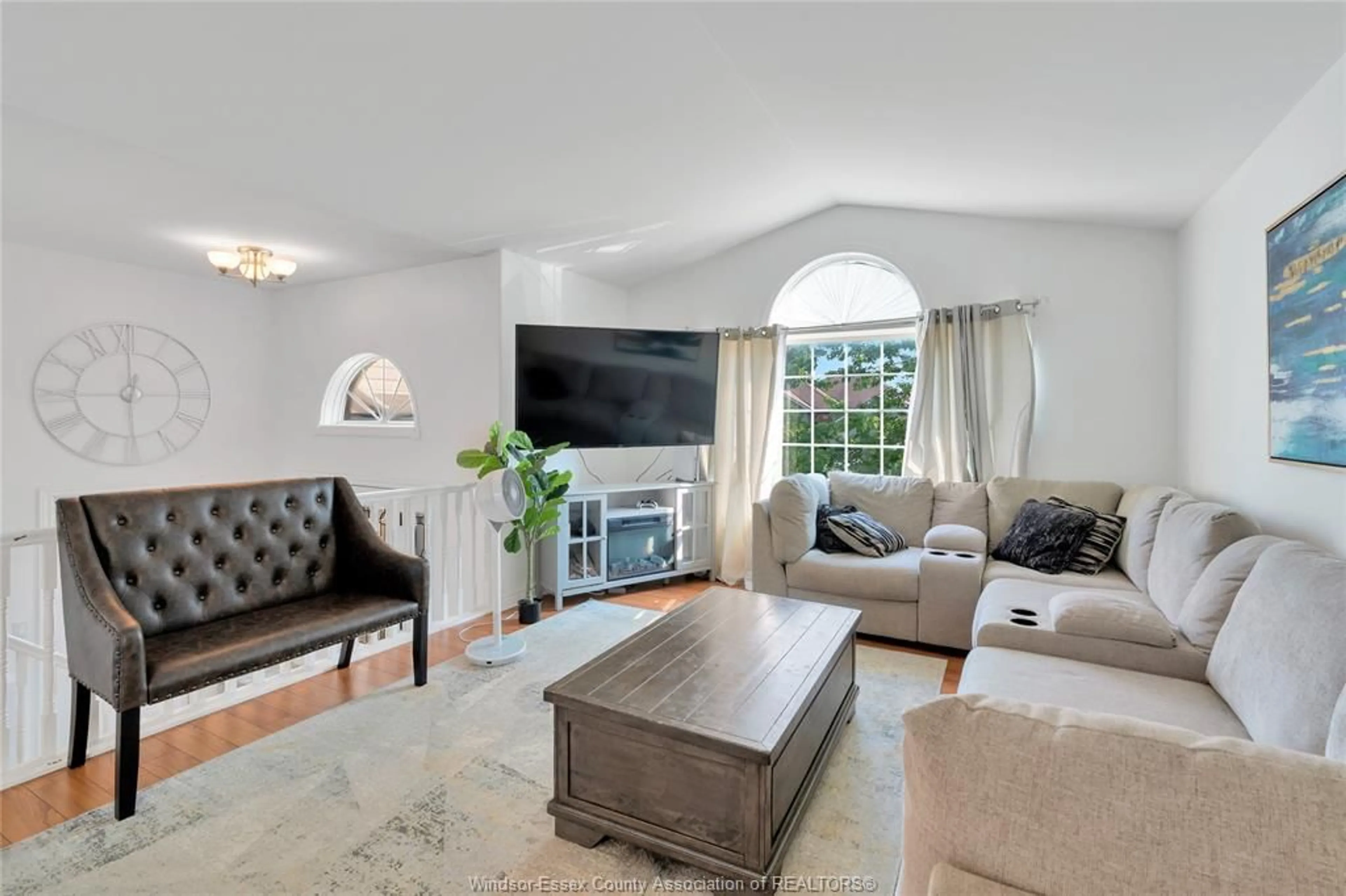 Living room with furniture, unknown for 1414 GIRARD Dr, Lakeshore Ontario N0R 1A0