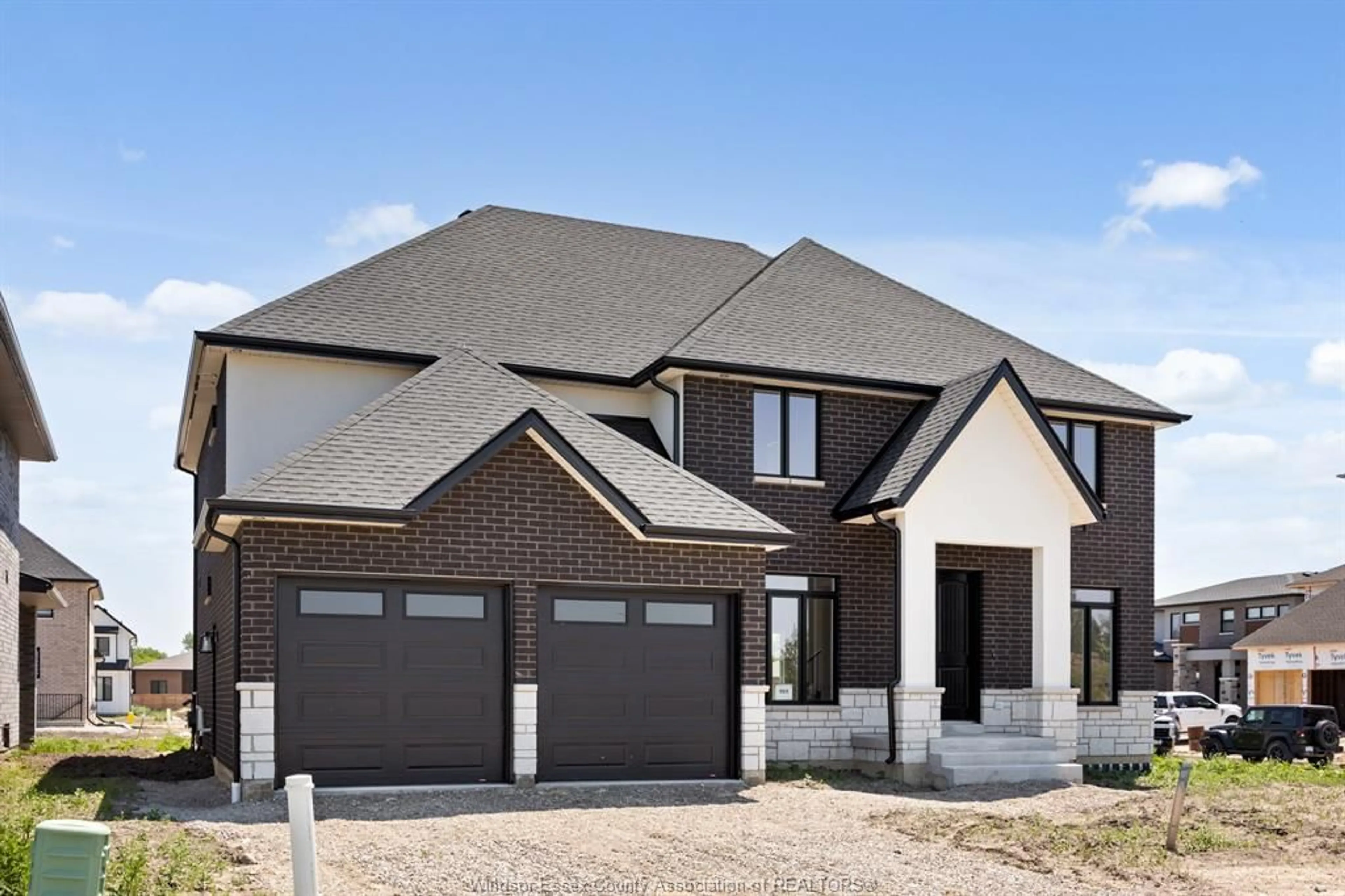 Home with brick exterior material, street for 569 HOLBURN St, Windsor Ontario N8X 0A3