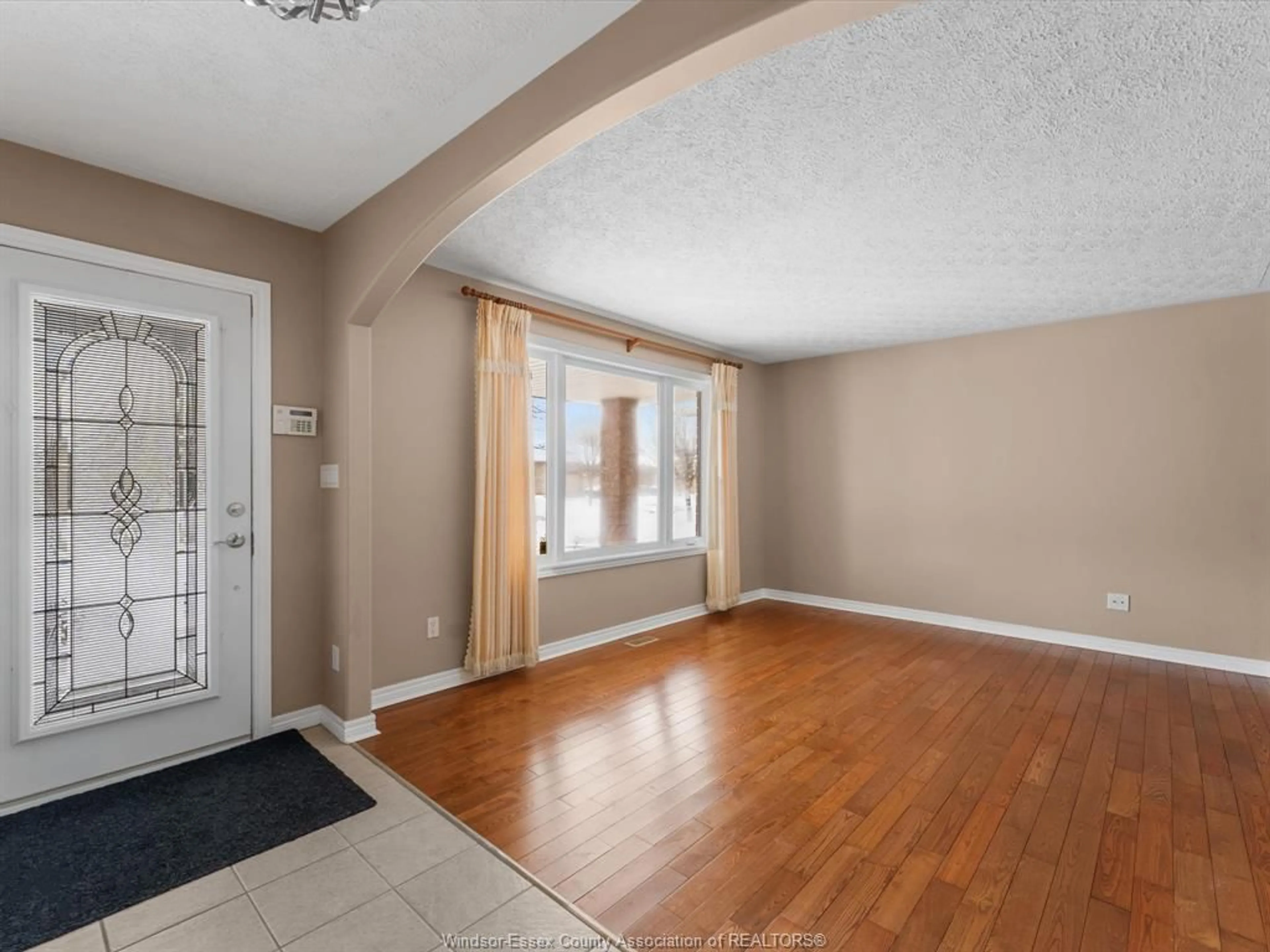 A pic of a room for 2167 CURRY Ave, Windsor Ontario N9B 3X5