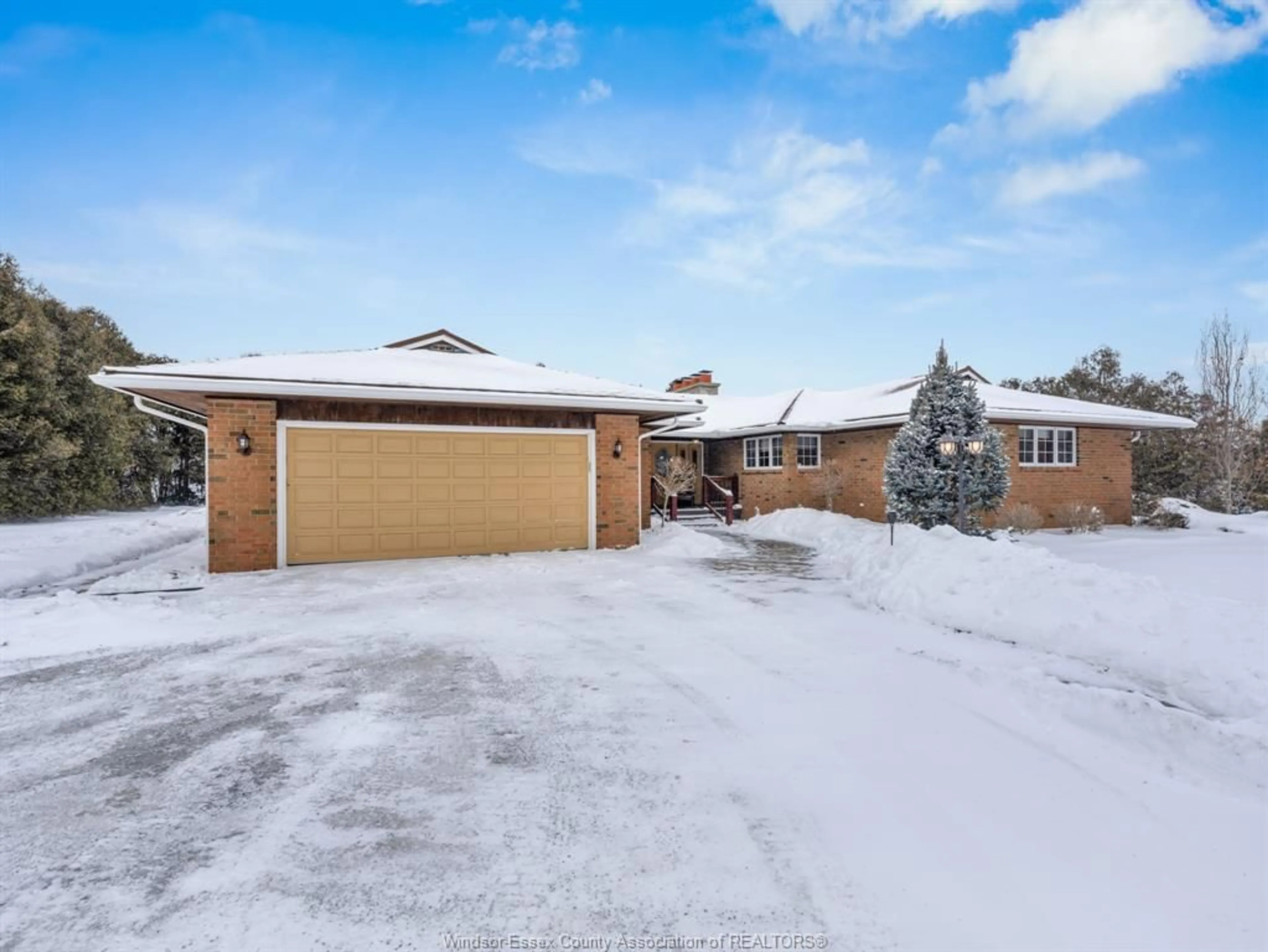 Home with brick exterior material, street for 271-273 MERSEA RD 12, Leamington Ontario N8H 3V6