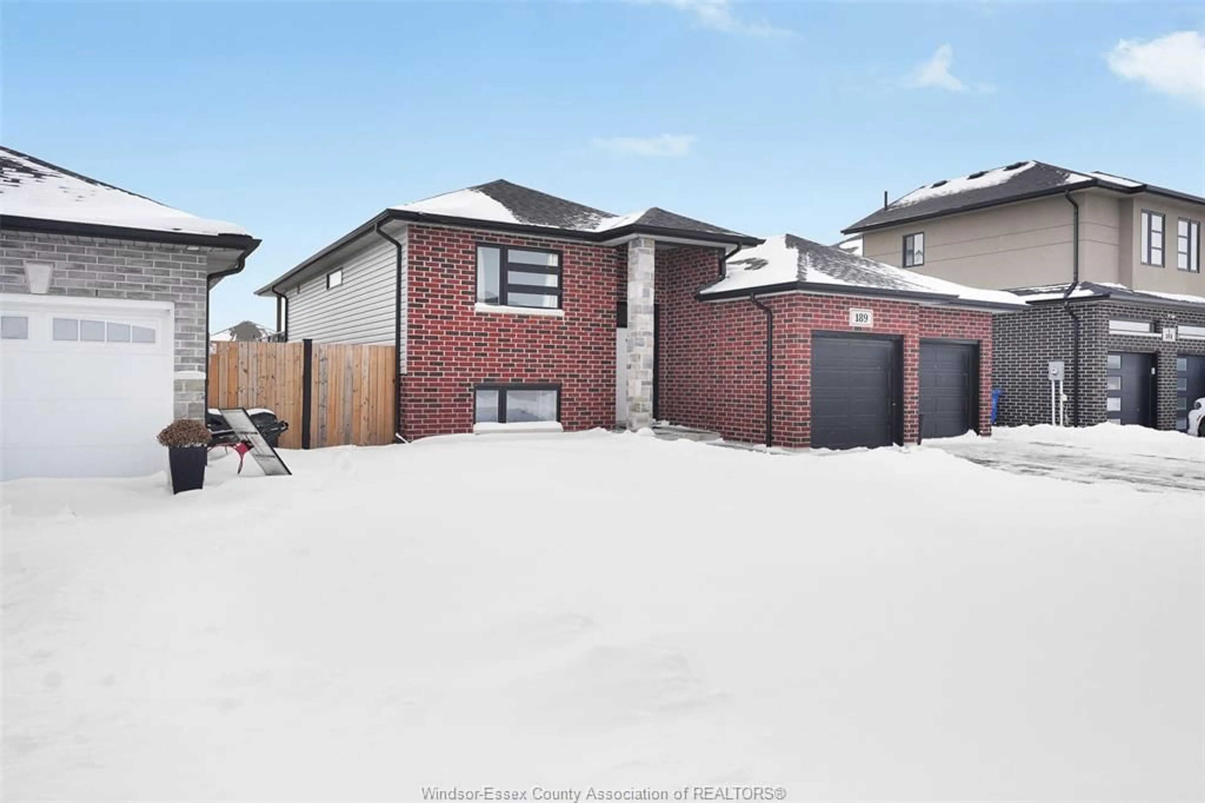 Home with brick exterior material, street for 189 DAVIS St, Amherstburg Ontario N9V 0C2