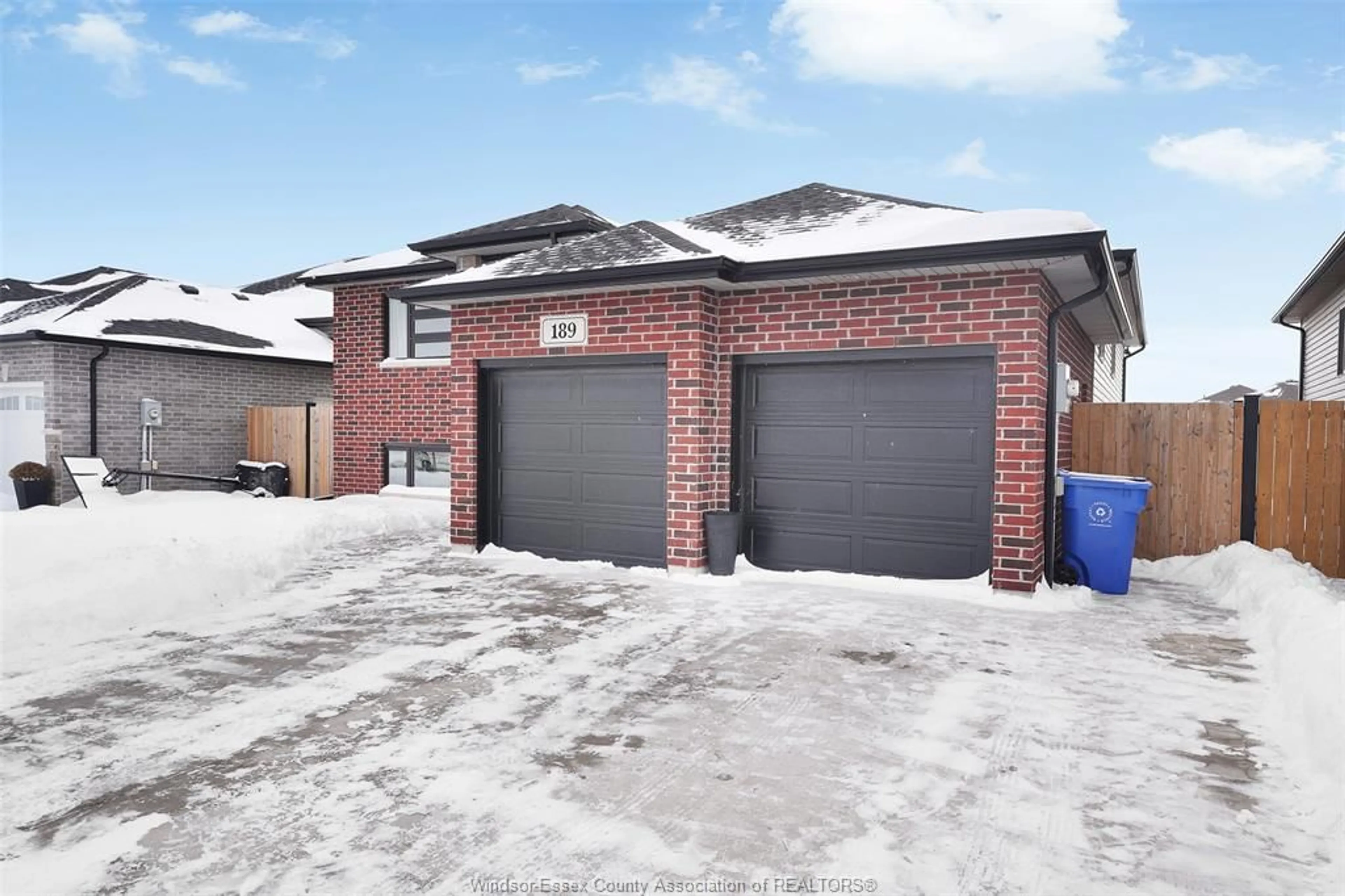 Home with brick exterior material, street for 189 DAVIS St, Amherstburg Ontario N9V 0C2