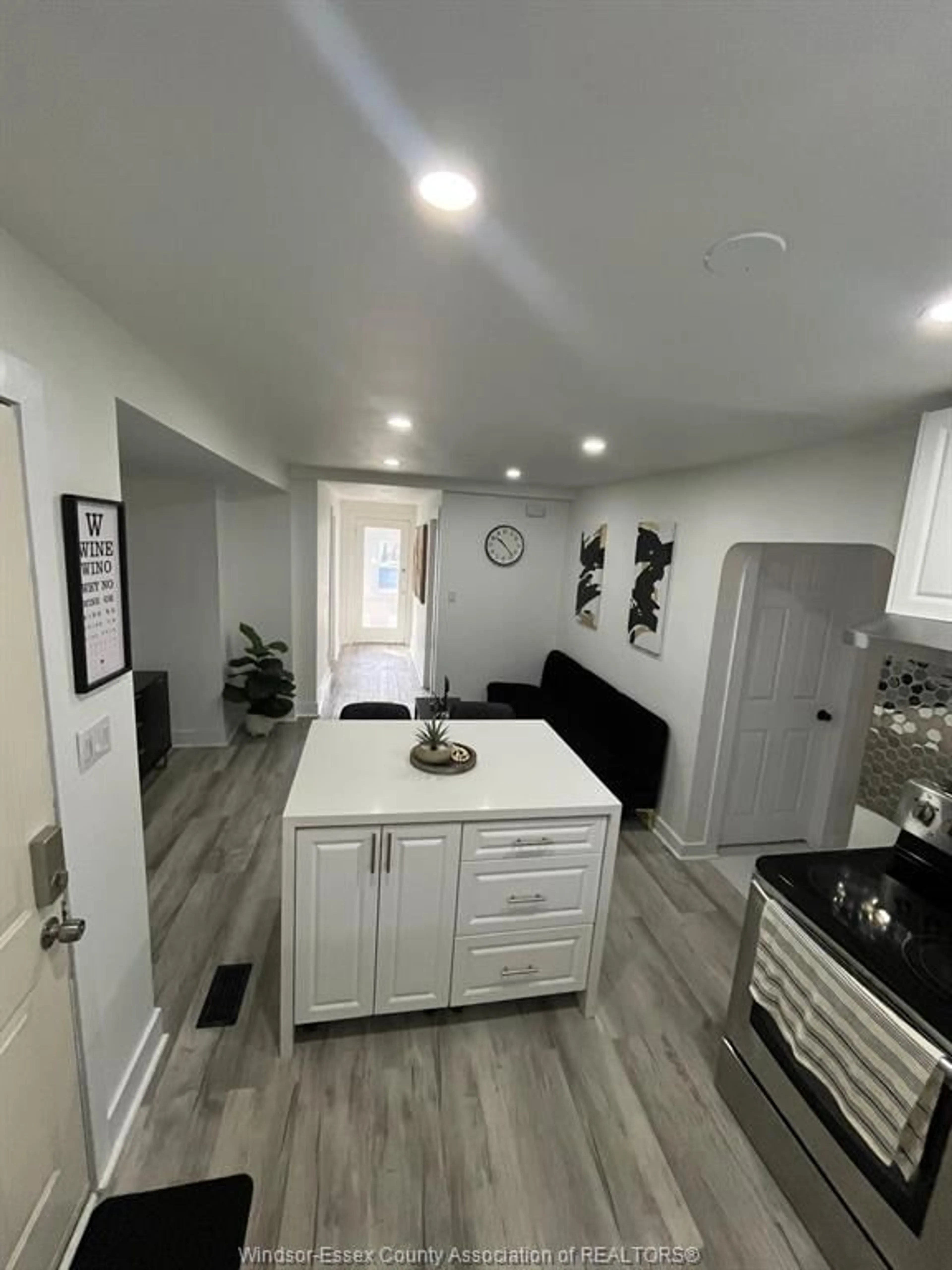 Open concept kitchen, unknown for 3583 SANDWICH St, Windsor Ontario N9C 1B6