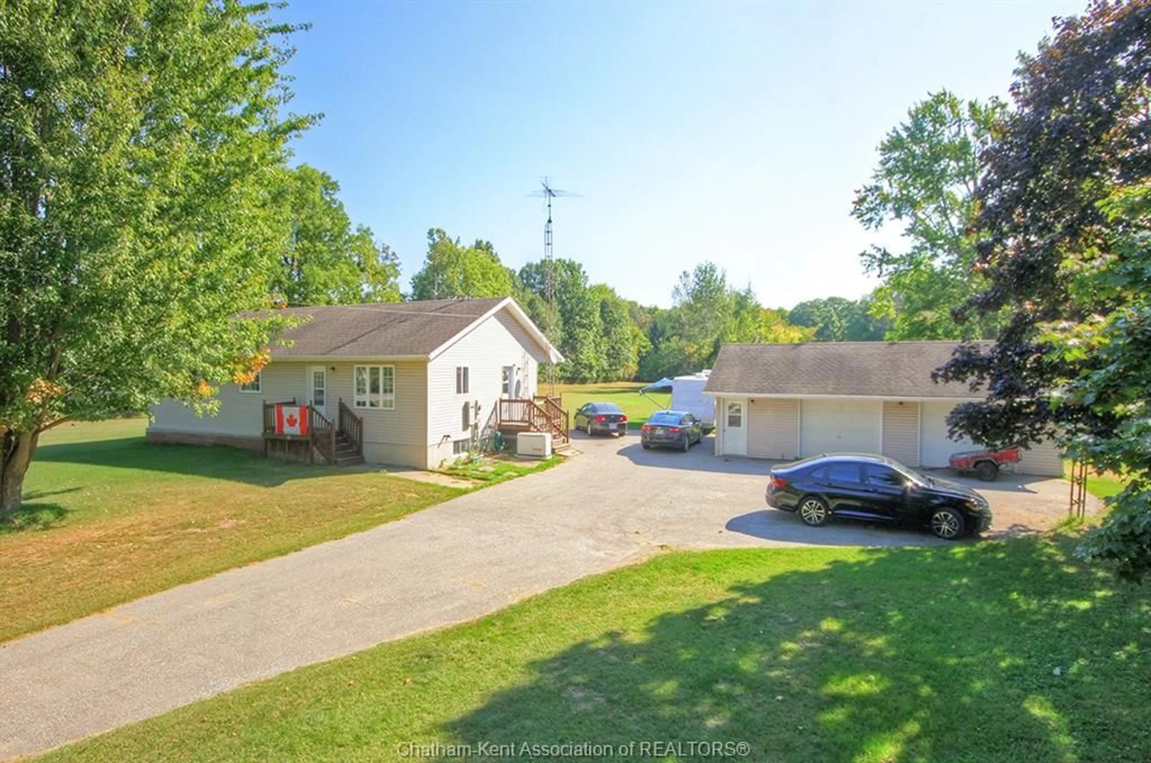 A pic from outside/outdoor area/front of a property/back of a property/a pic from drone, street for 30089 West Bothwell Rd, Bothwell Ontario N0P 1C0