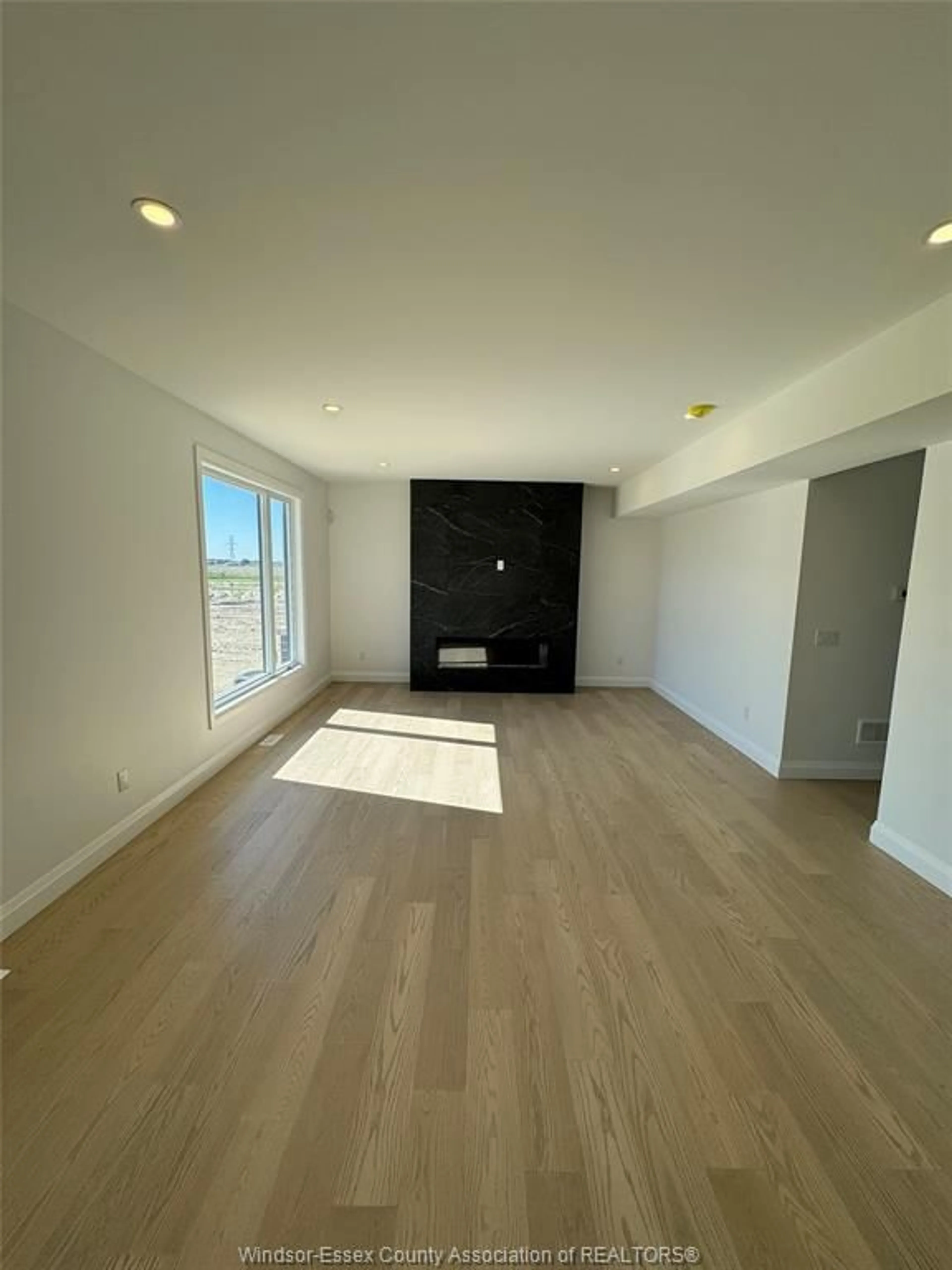 A pic of a room for 3388 TULLIO, LaSalle Ontario N9H 1H3