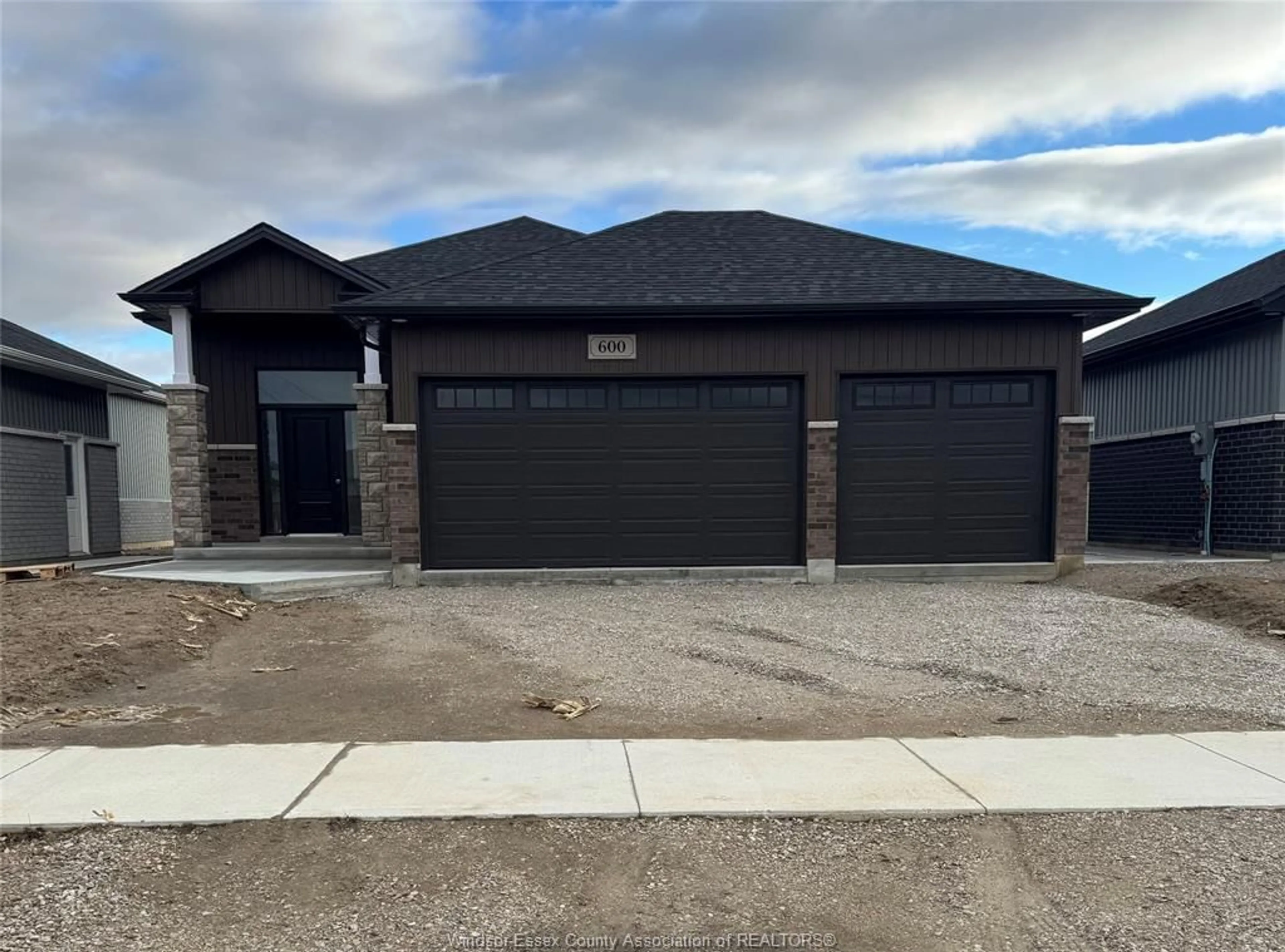 Unknown for 600 INDIAN CREEK Rd, Chatham Ontario N7M 5J5