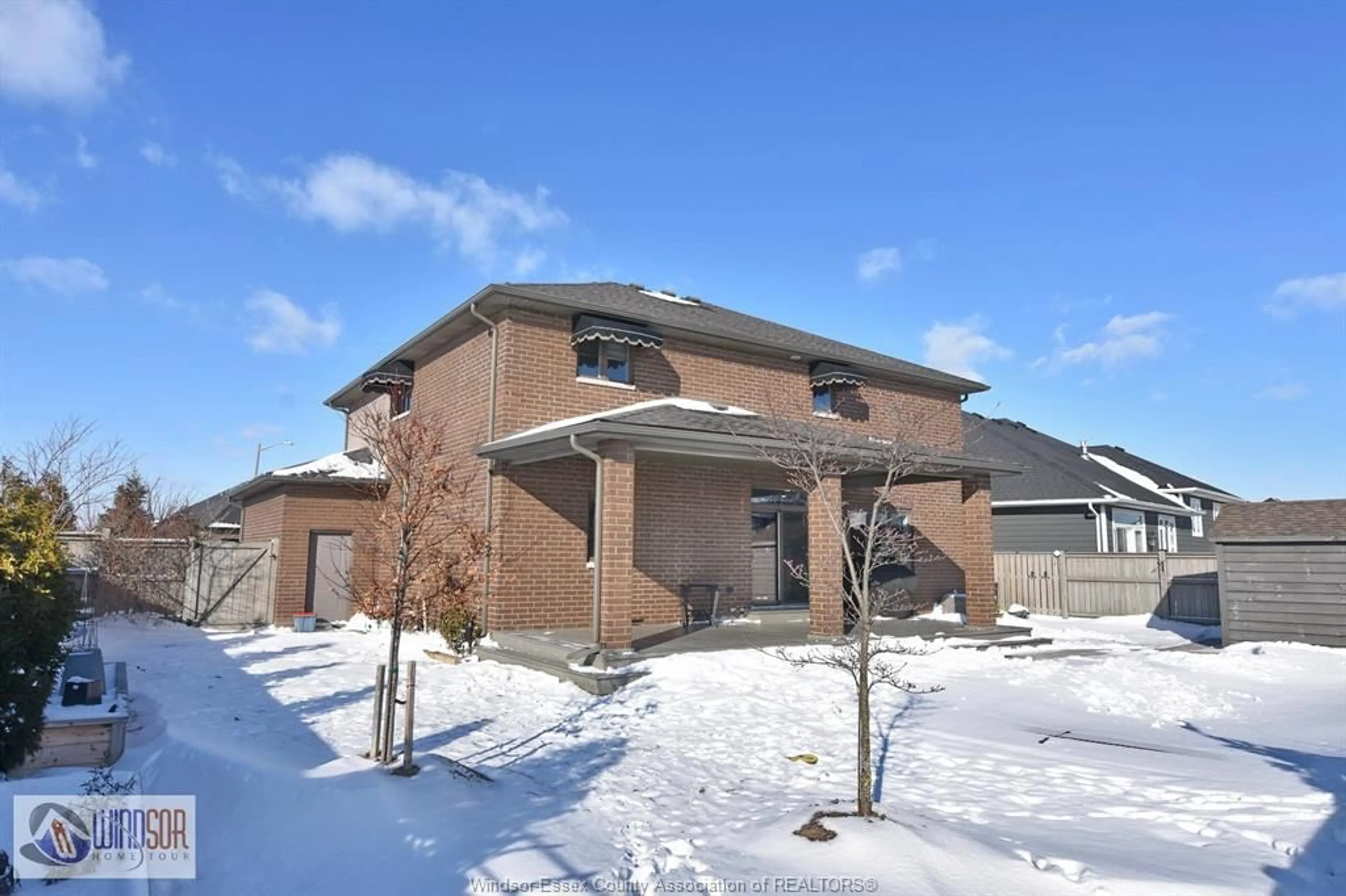 Home with brick exterior material, street for 304 CAROLE Crt, Lakeshore Ontario N0R 1A0