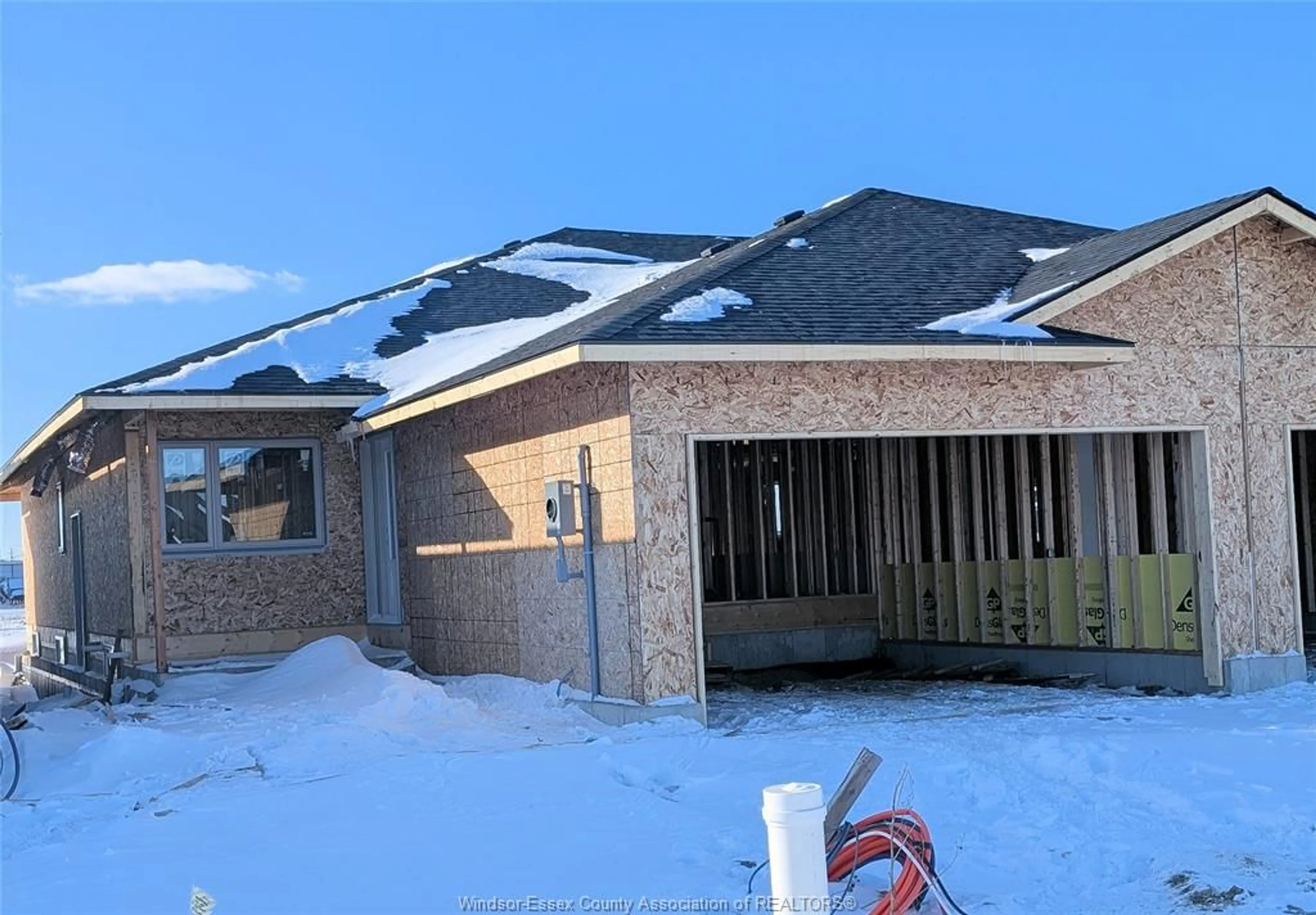 Home with brick exterior material, building for 5215 TALIA Trail, Tecumseh Ontario N0R 1K0