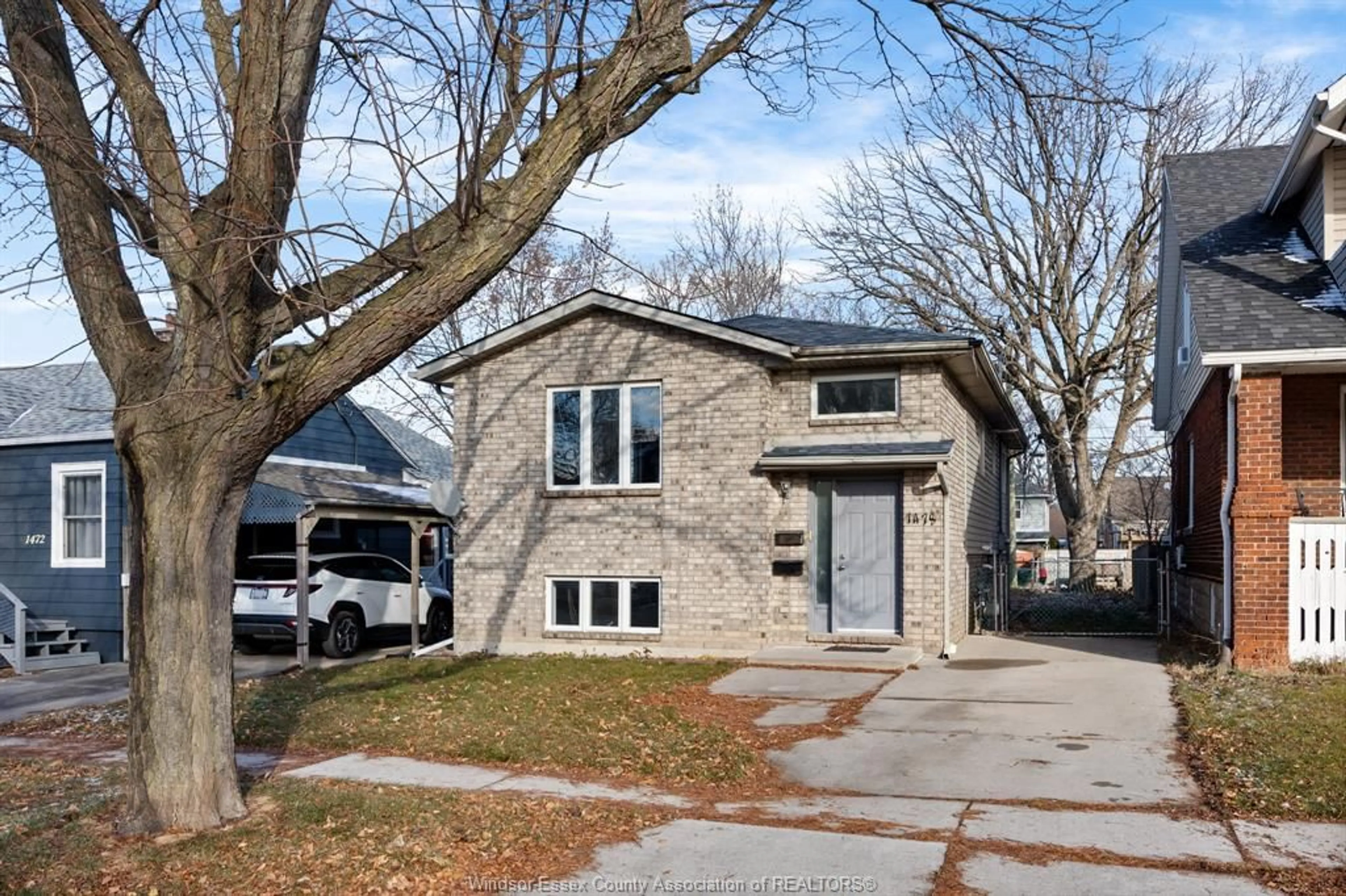 Home with brick exterior material, street for 1478 WESTCOTT Rd, Windsor Ontario N8Y 4C4