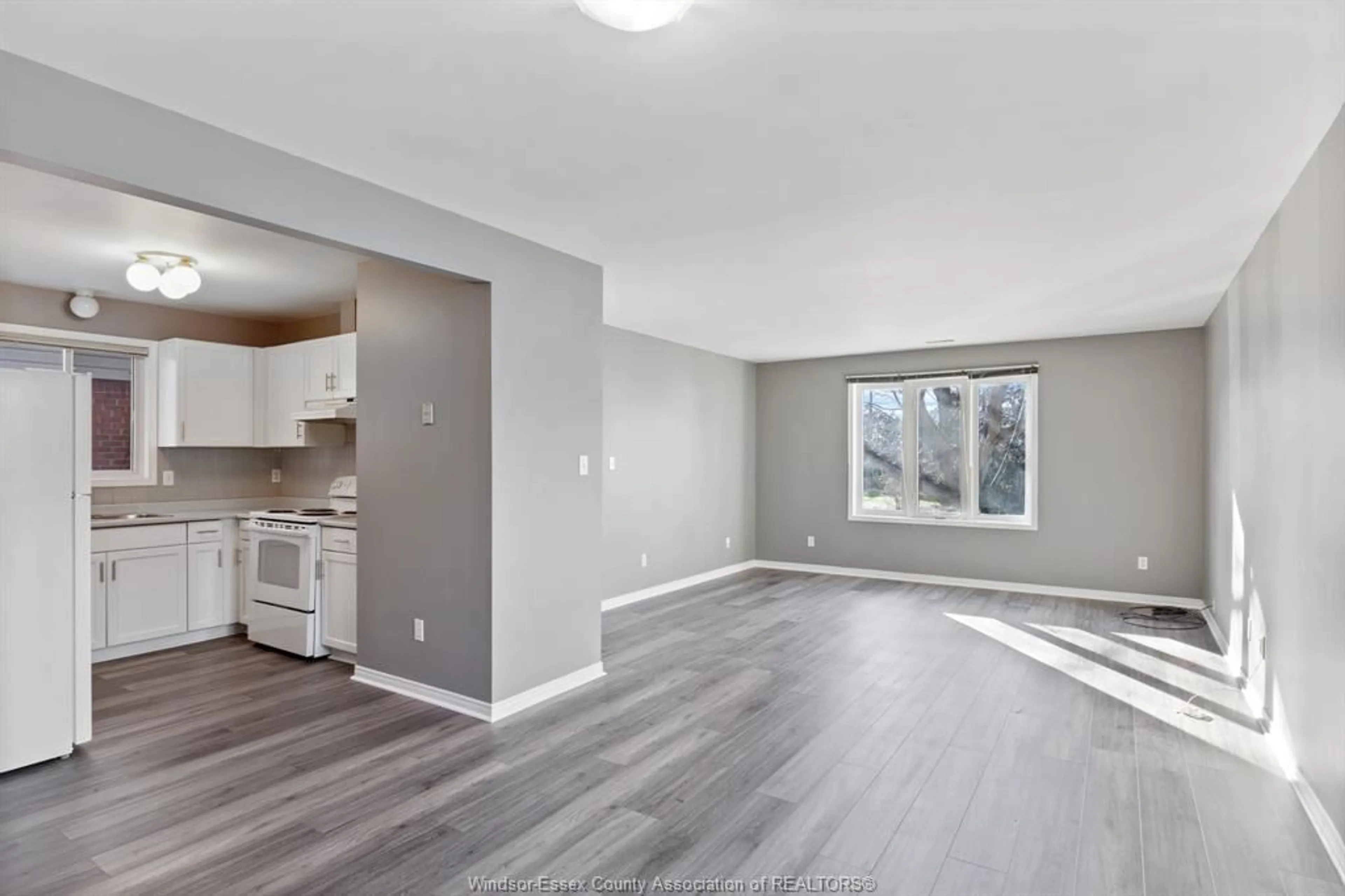 Unknown for 1478 WESTCOTT Rd, Windsor Ontario N8Y 4C4