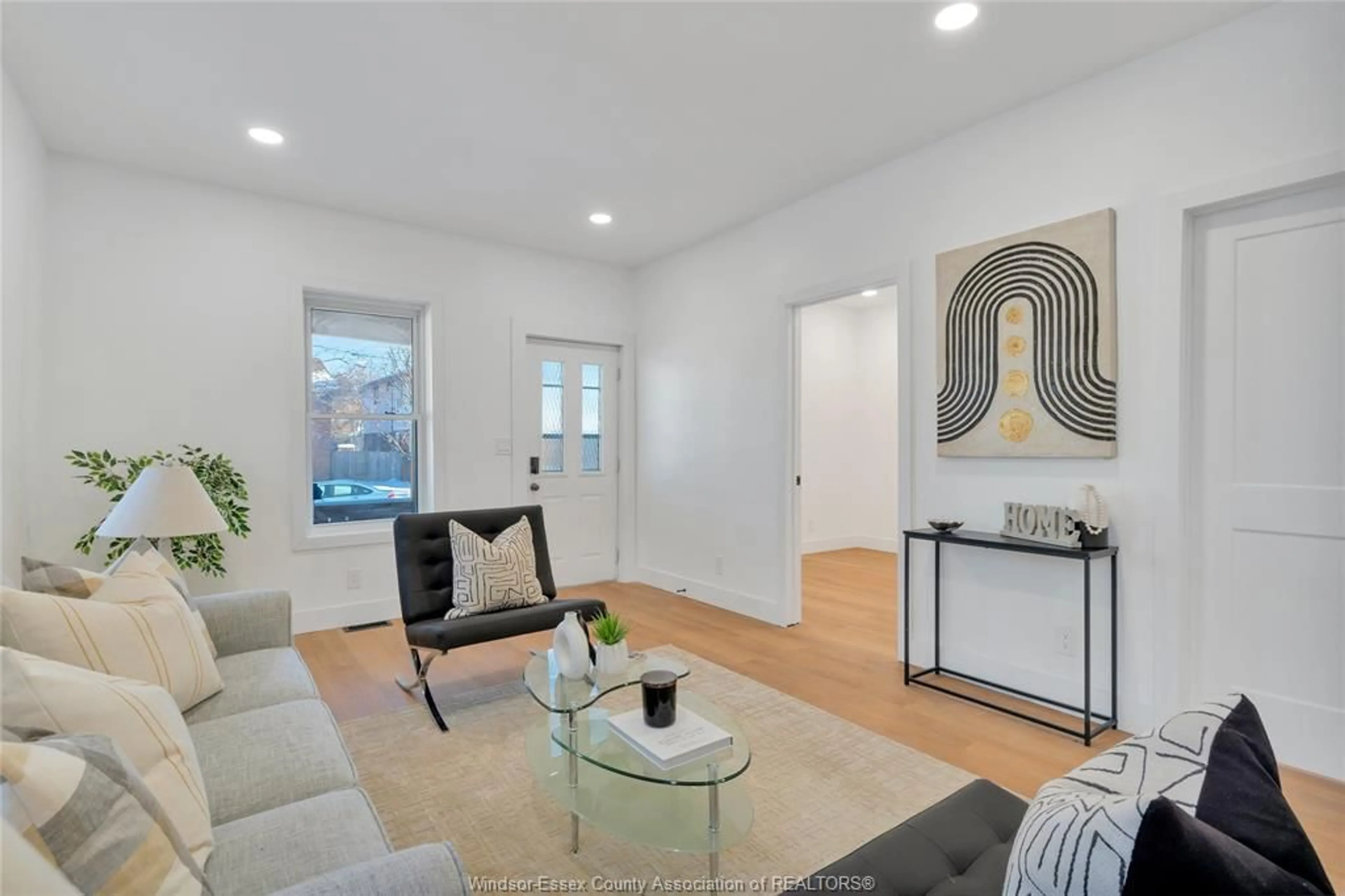 Living room with furniture, unknown for 651 BROCK St, Windsor Ontario N9C 2T1